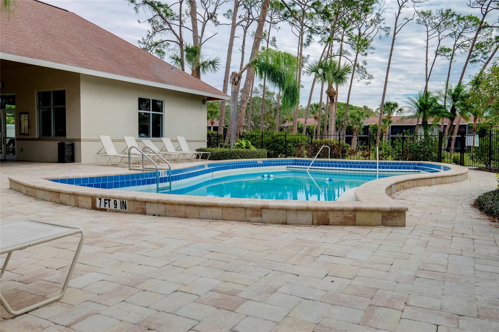 972 LA COSTA CIR #5