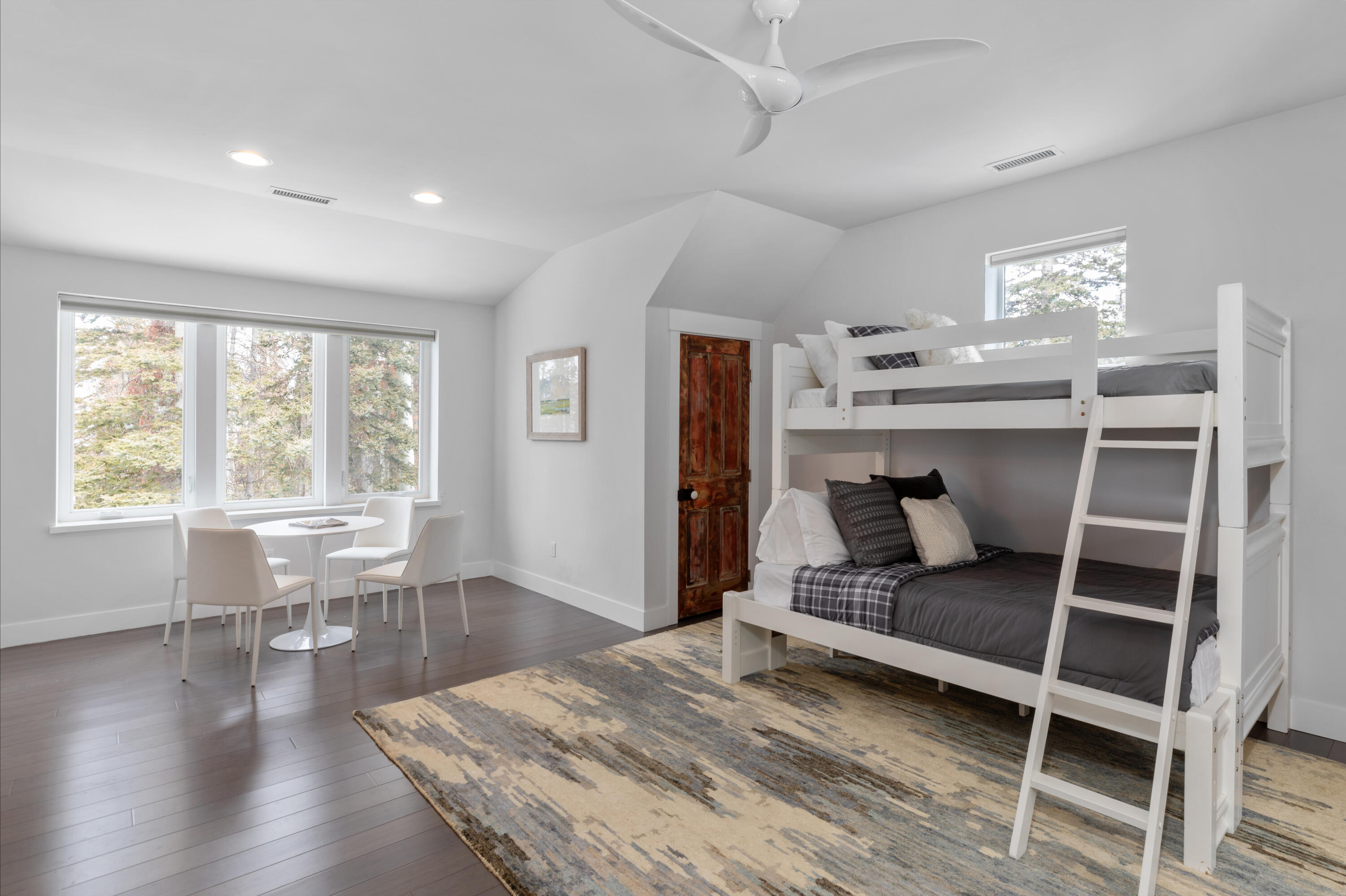 15 High Noon Lane