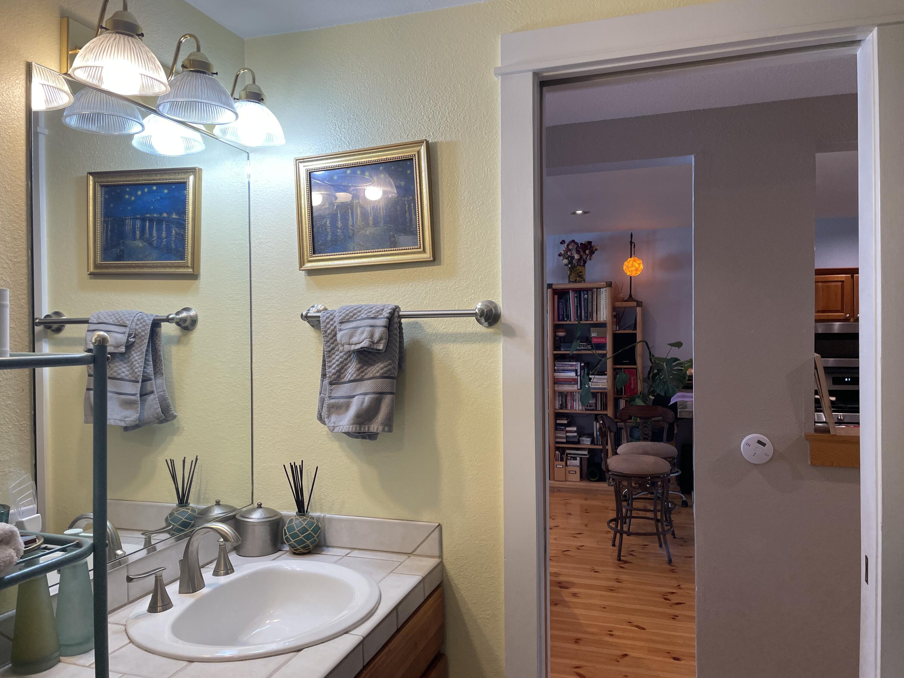619 W Columbia Avenue Unit: C-112