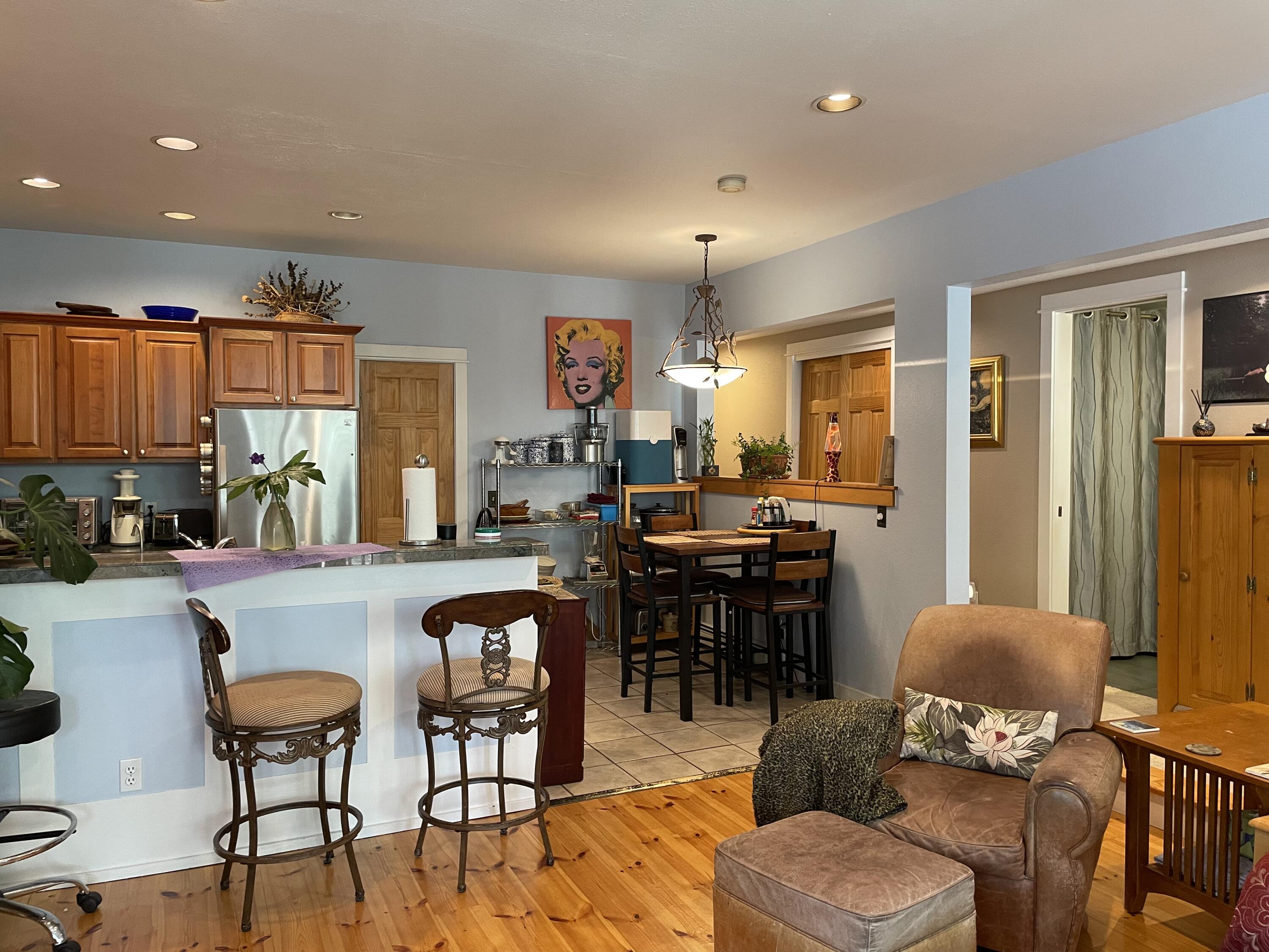 619 W Columbia Avenue Unit: C-112