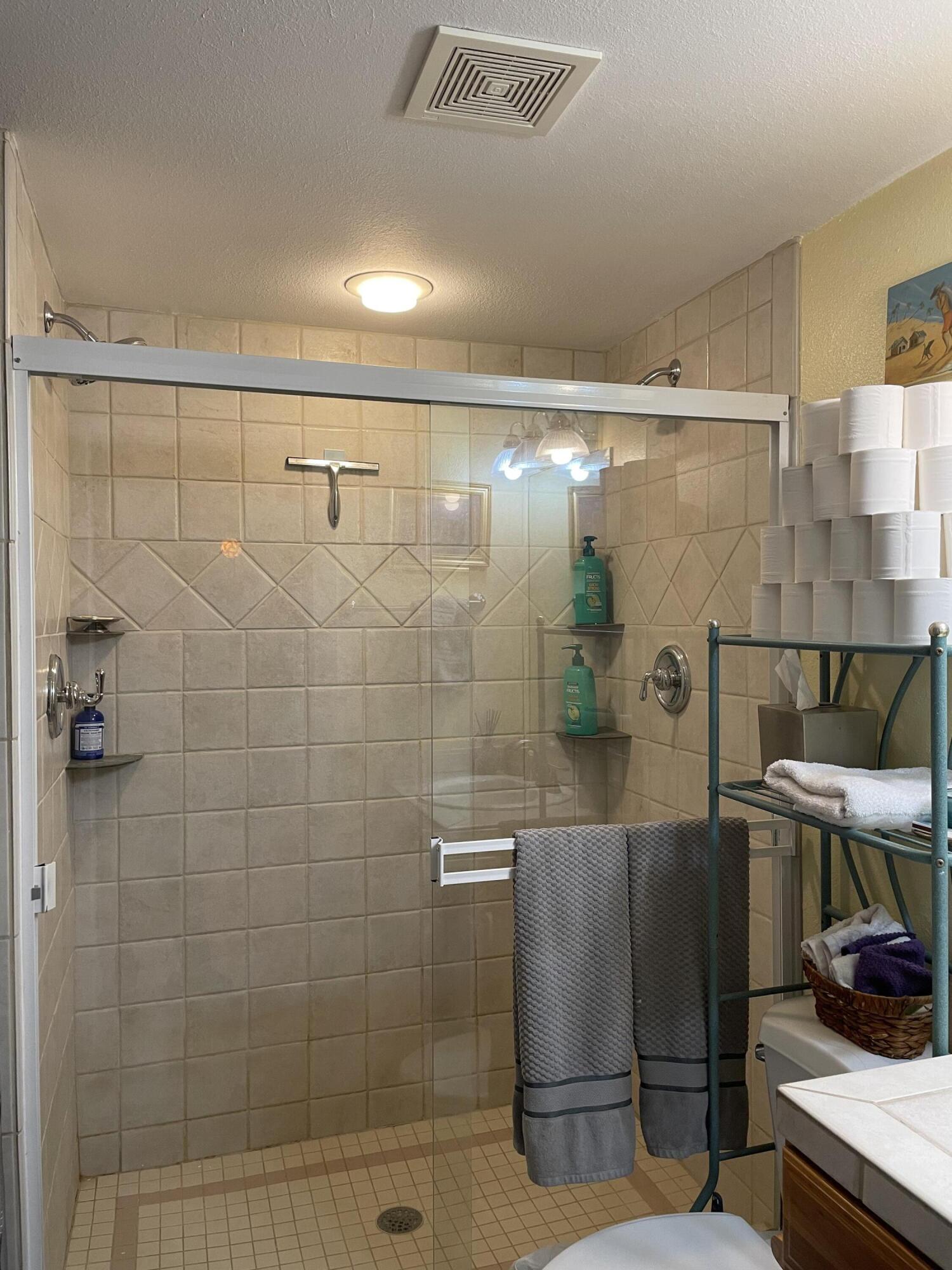 619 W Columbia Avenue Unit: C-112