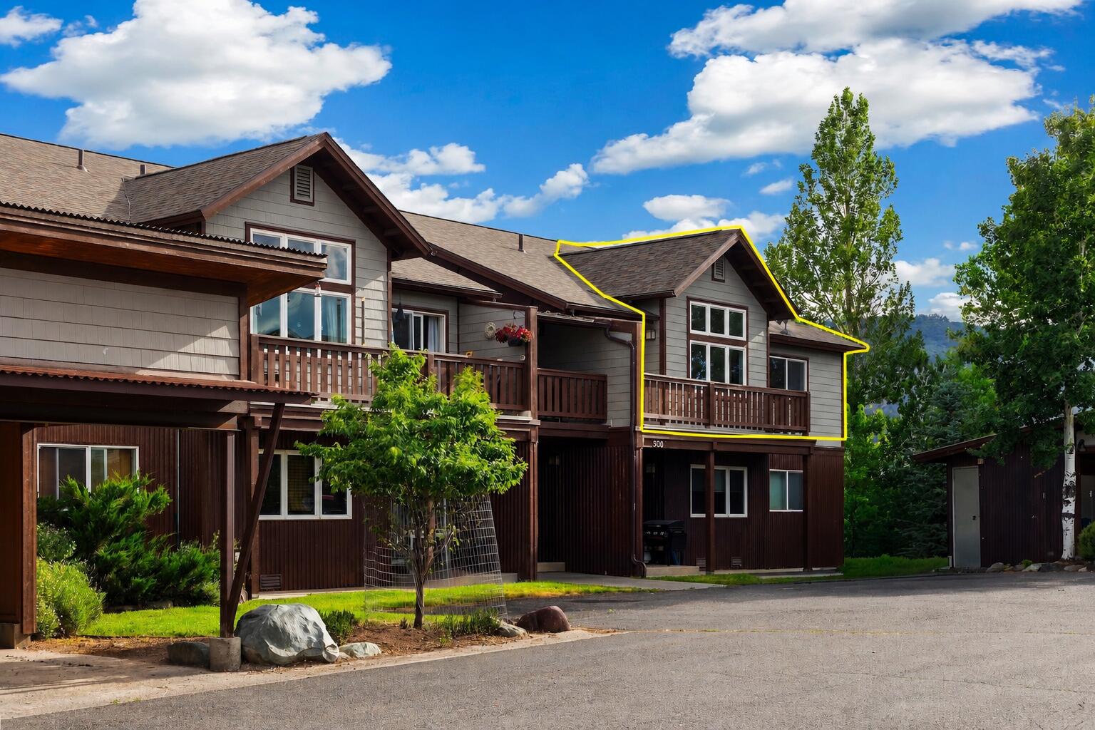550 Redcliff Circle