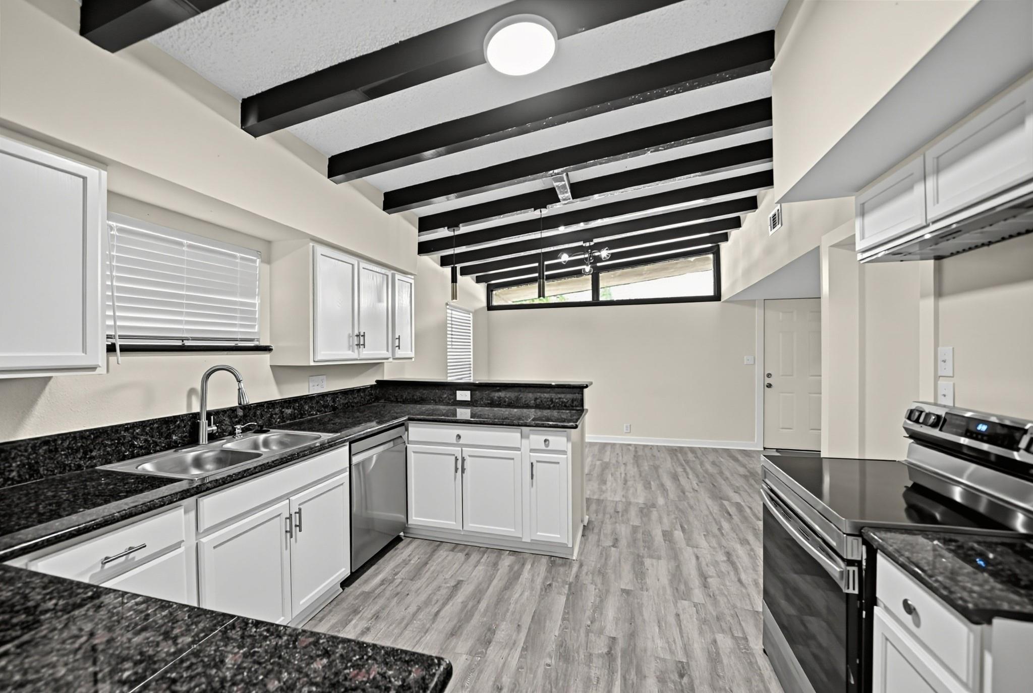 2626 Knotty Oaks Trail