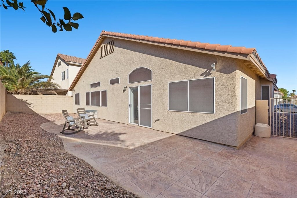 1905 Bocale Court