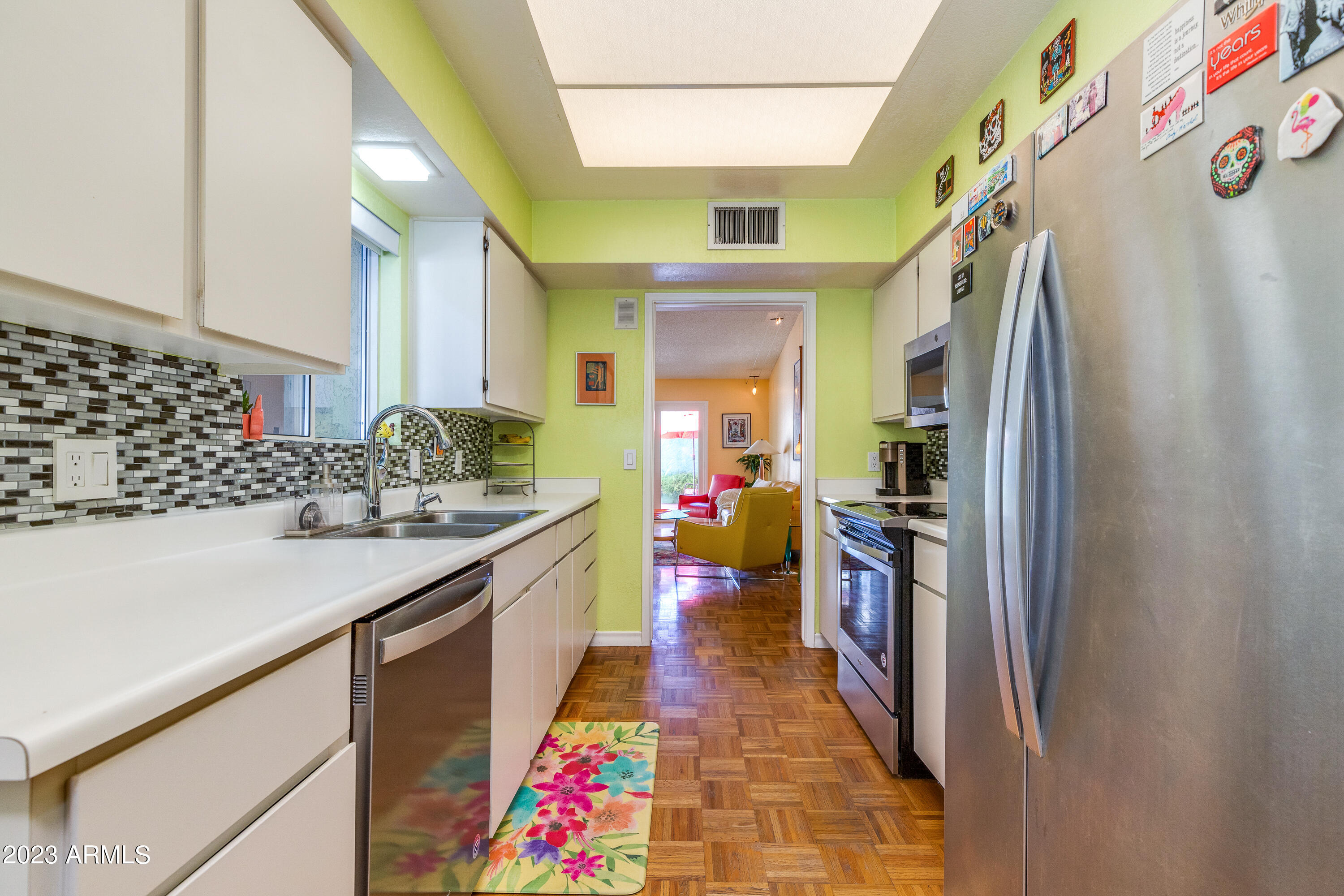 4305 N 29TH Place