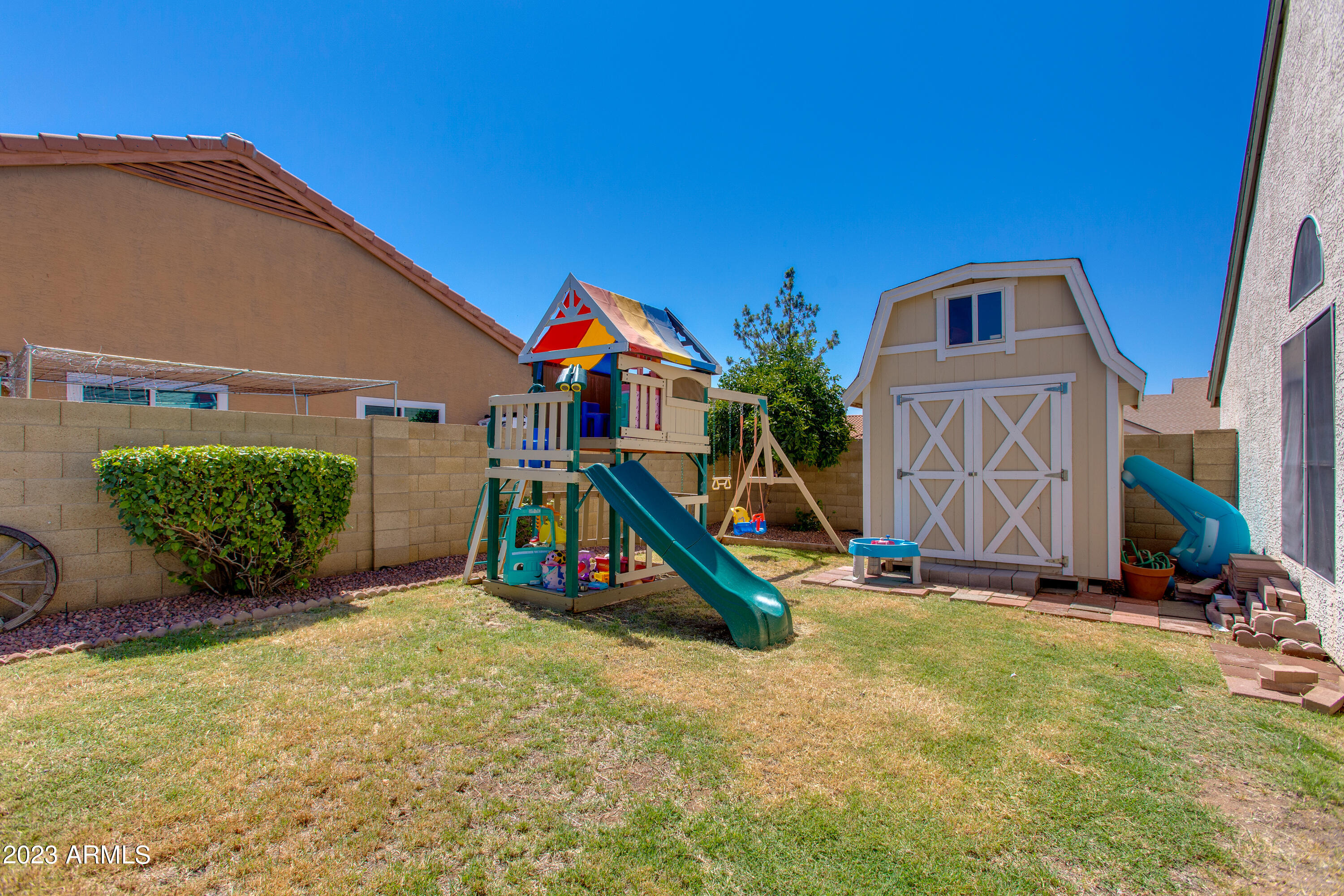 7608 W DREYFUS Drive