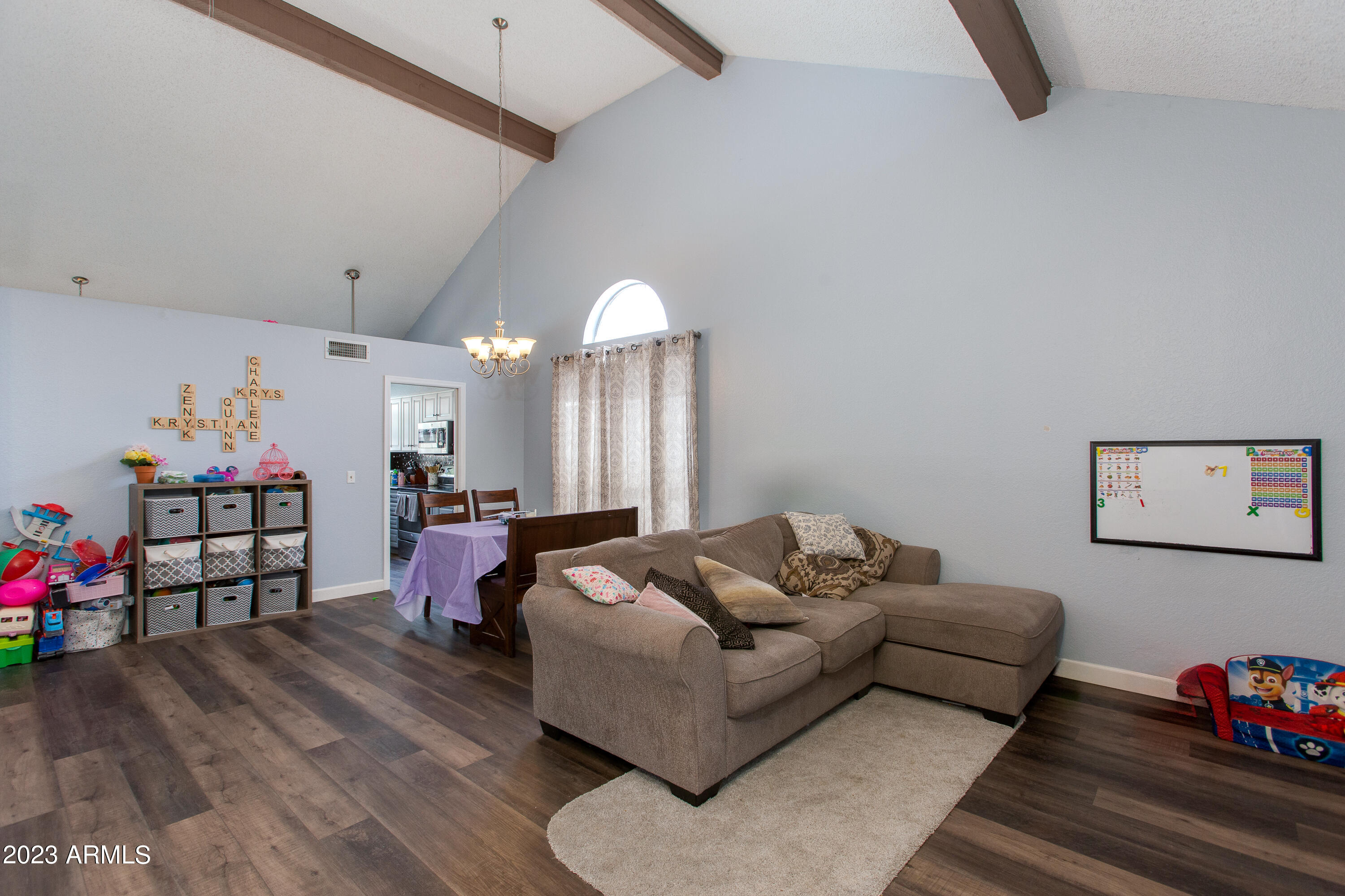 7608 W DREYFUS Drive