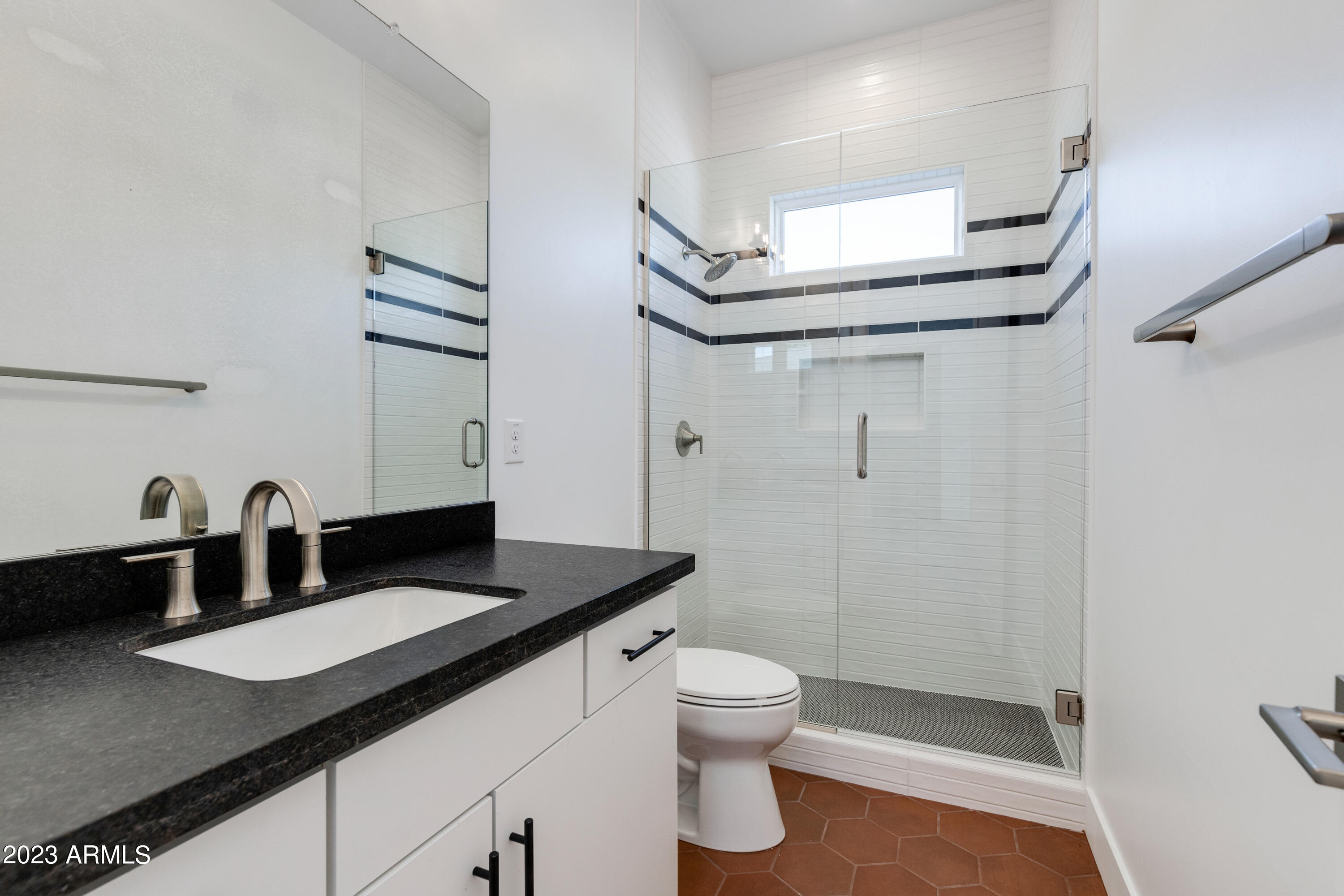 3417 E SELLS Drive