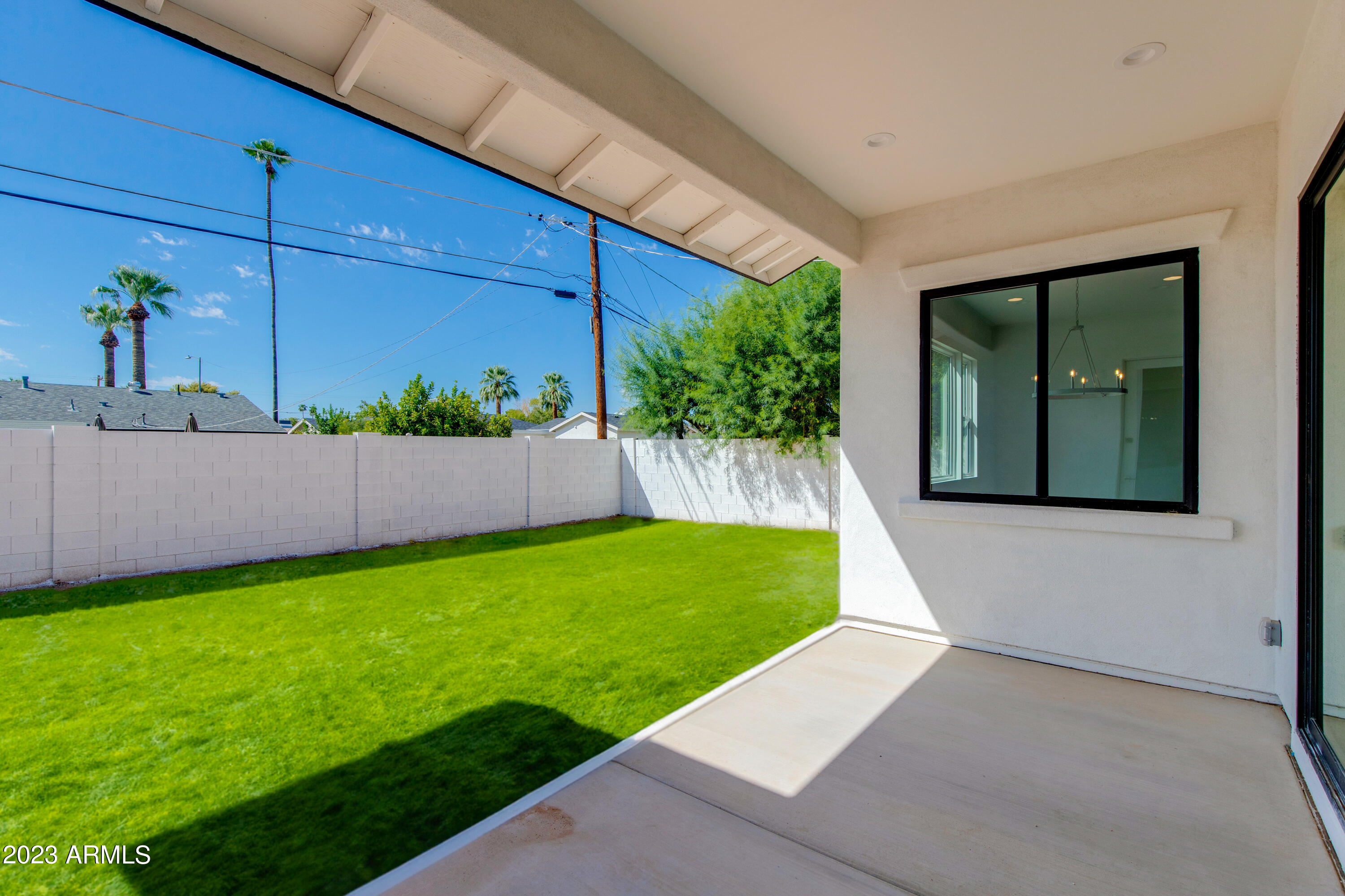 3417 E SELLS Drive