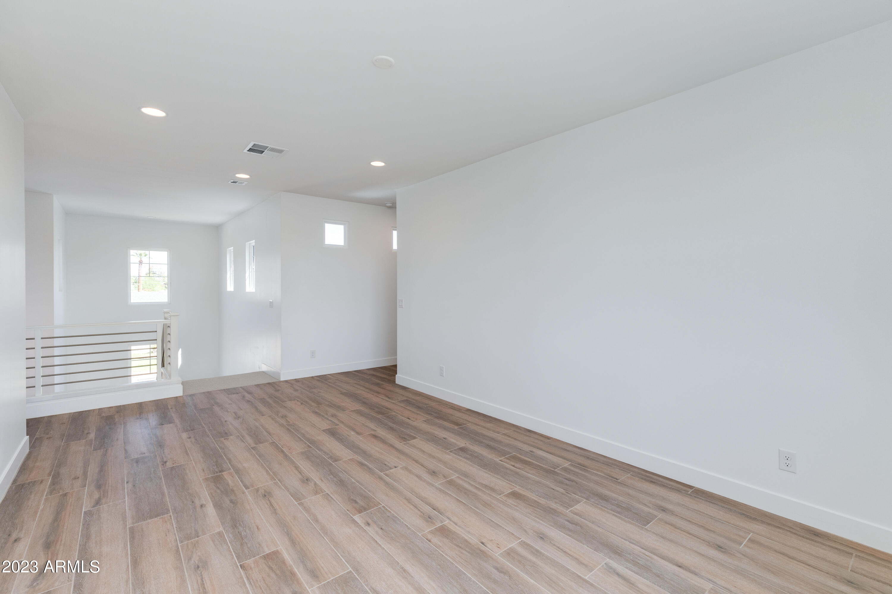 3417 E SELLS Drive