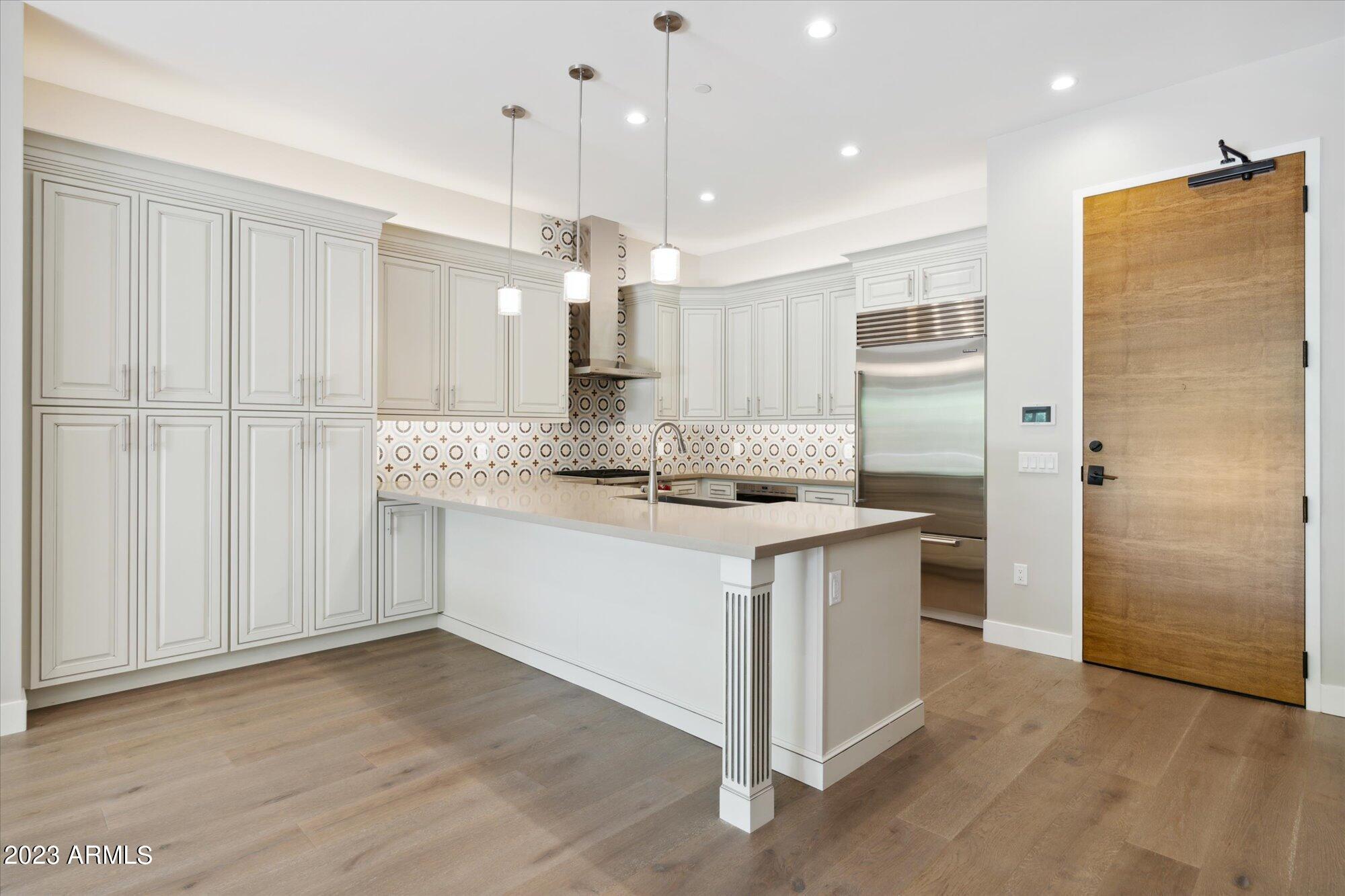 6166 N SCOTTSDALE Road, C1008