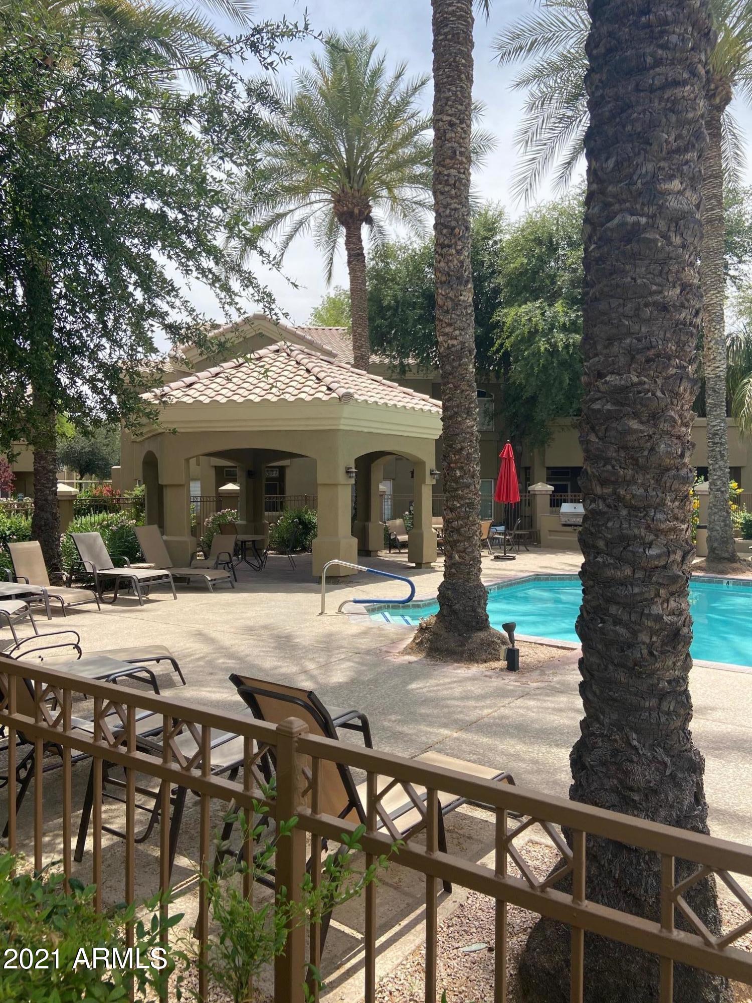 5335 E SHEA Boulevard, 1027