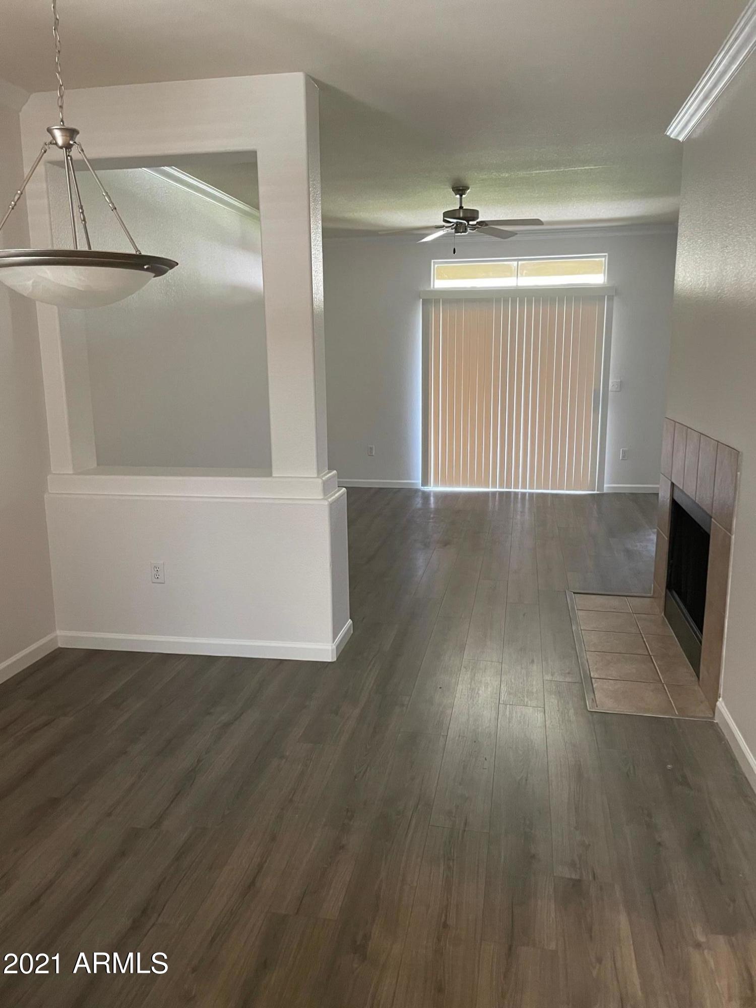 5335 E SHEA Boulevard, 1027