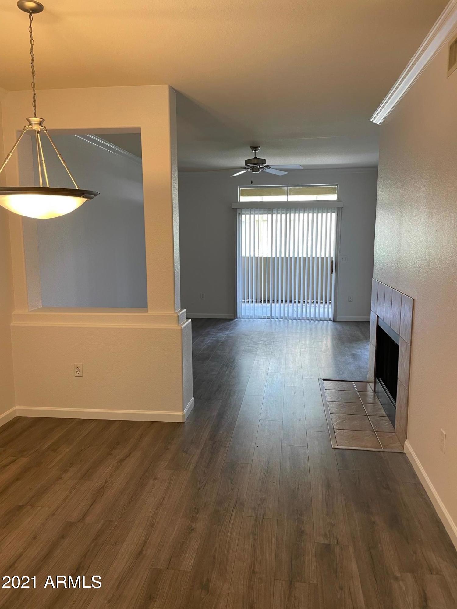 5335 E SHEA Boulevard, 1027