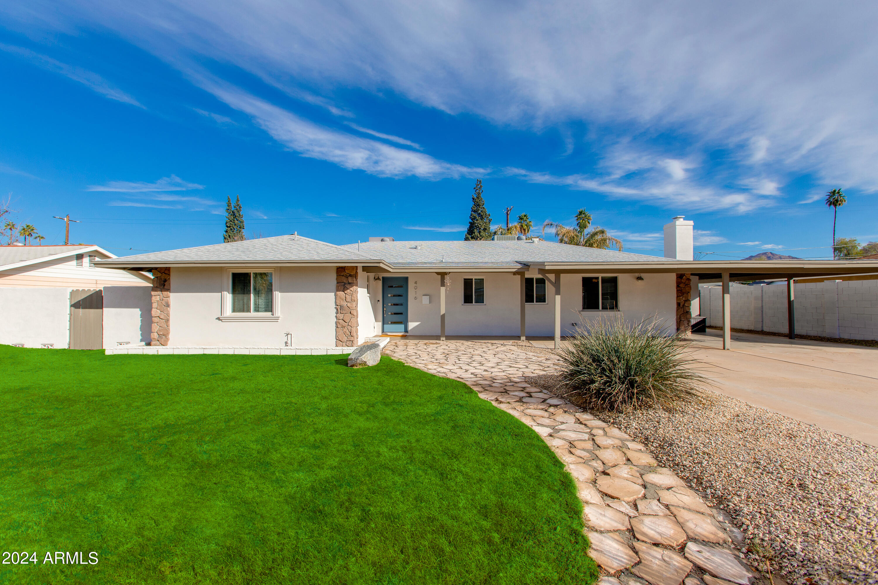 4016 E CATALINA Drive