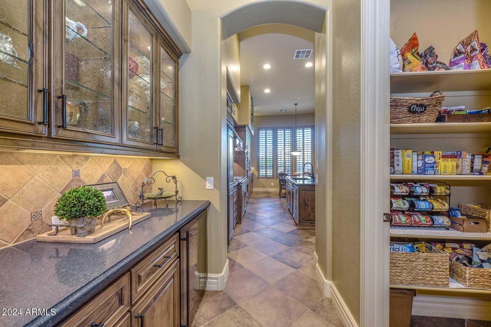 12790 W OYER Lane