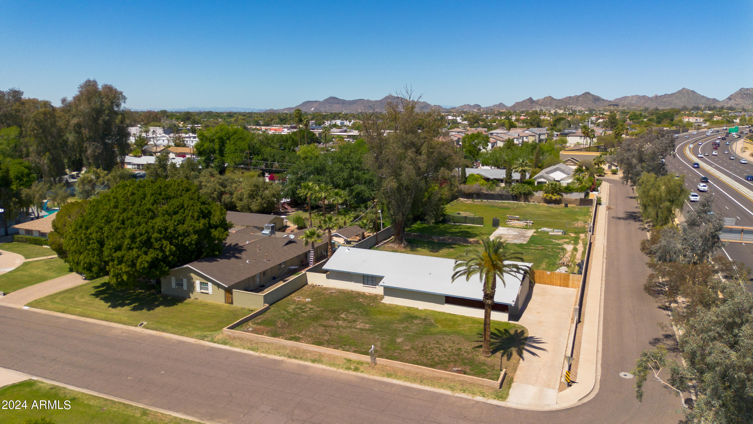 1730 E ROSE Lane