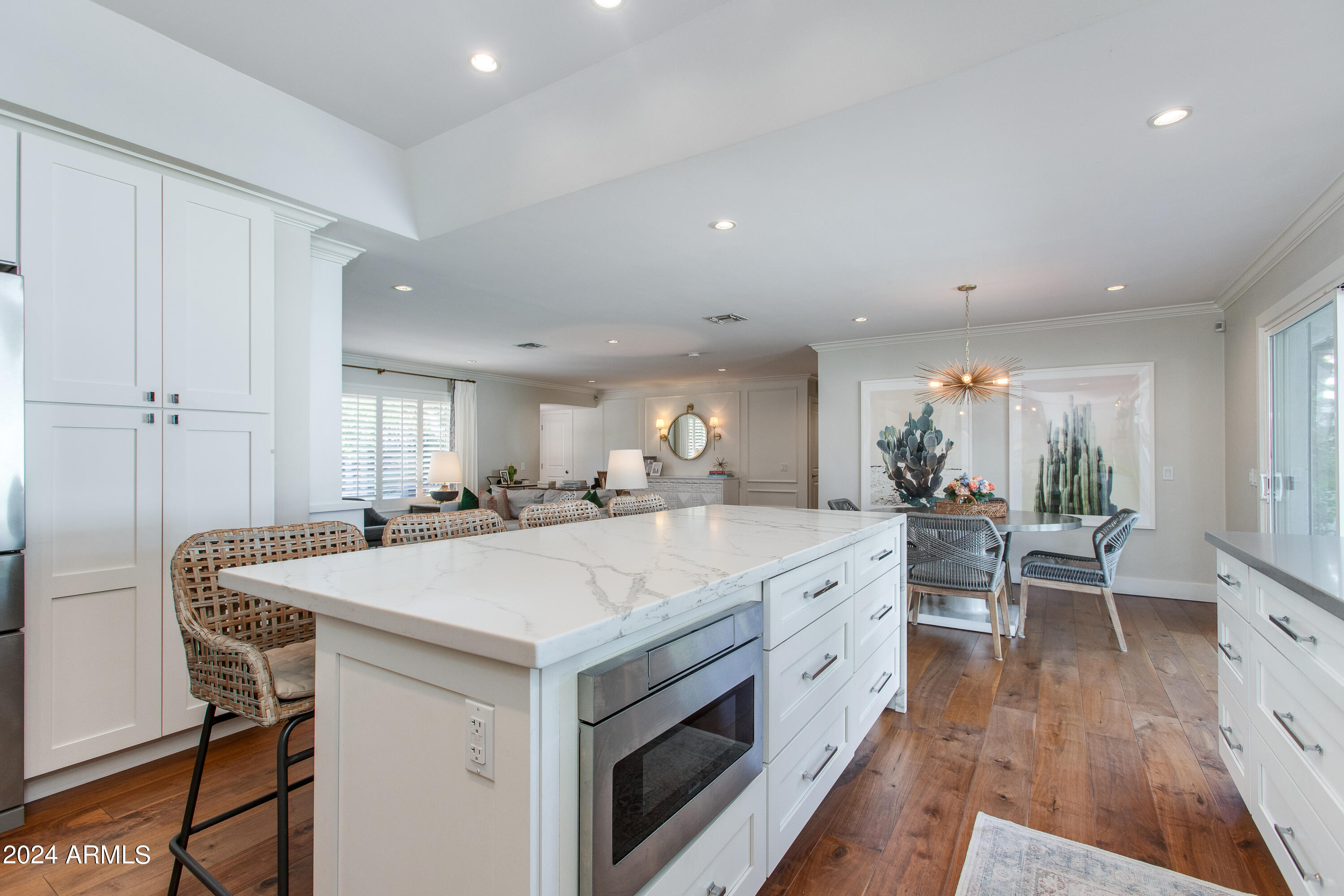 4753 N 33RD Place