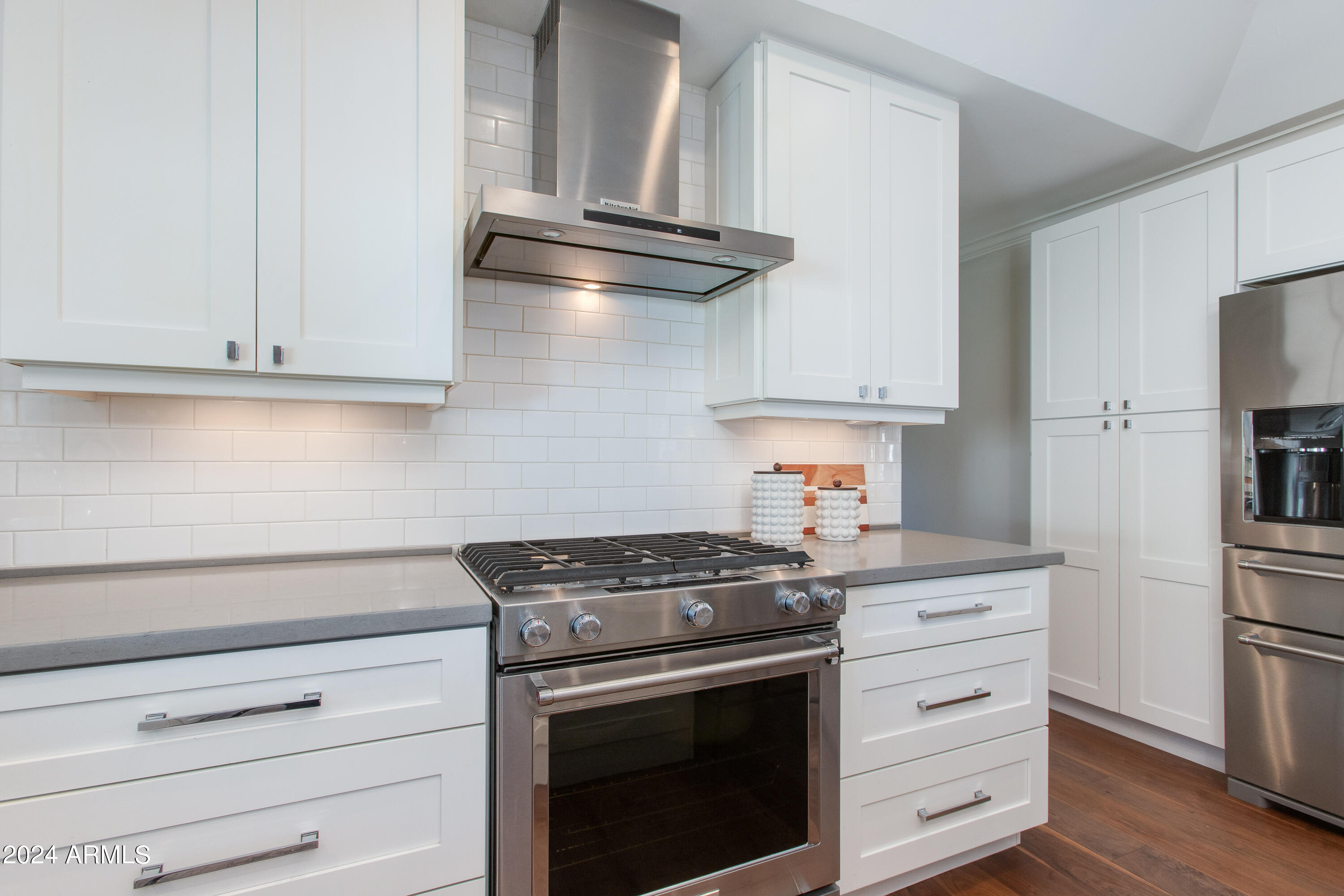 4753 N 33RD Place