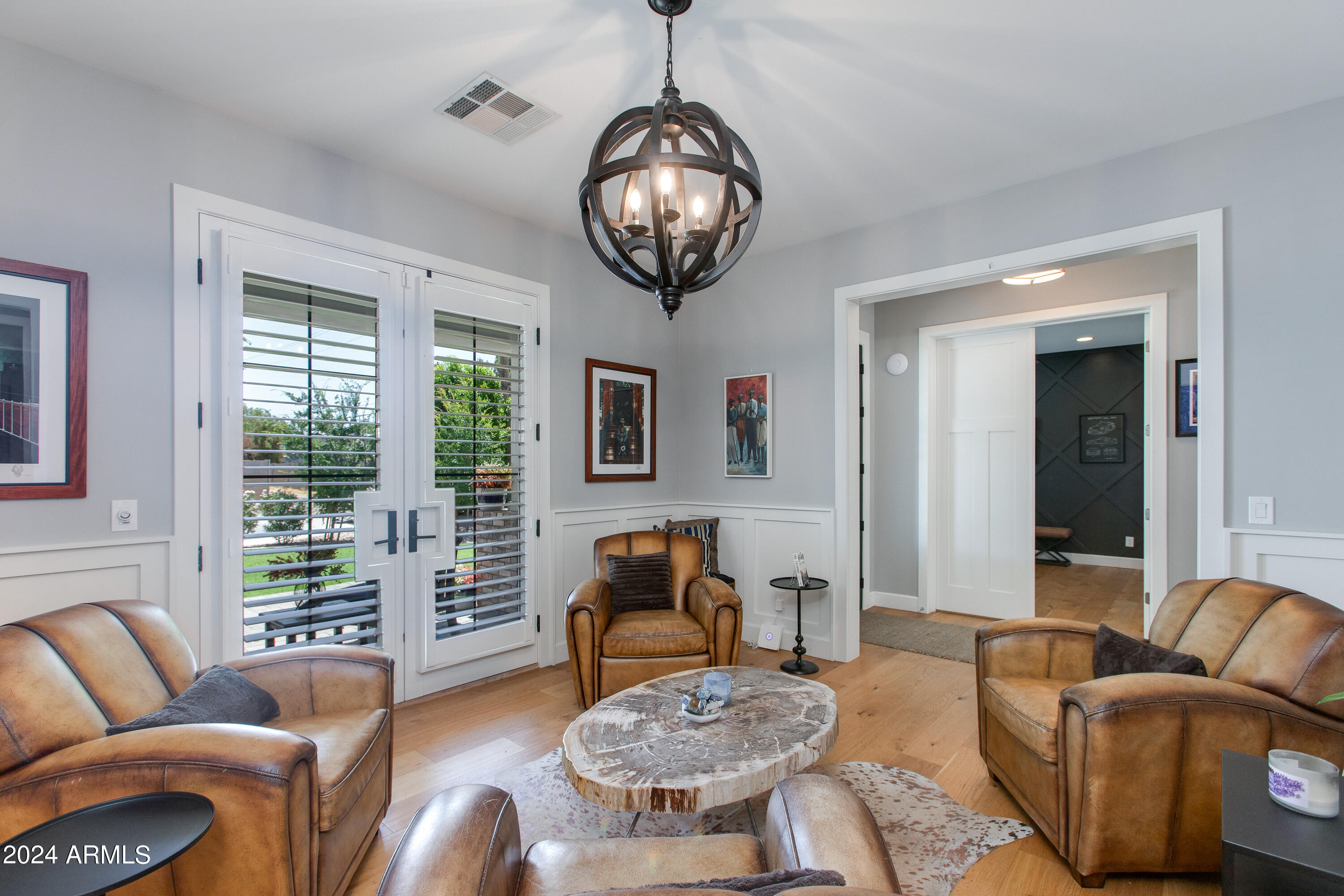 2950 N 50TH Place
