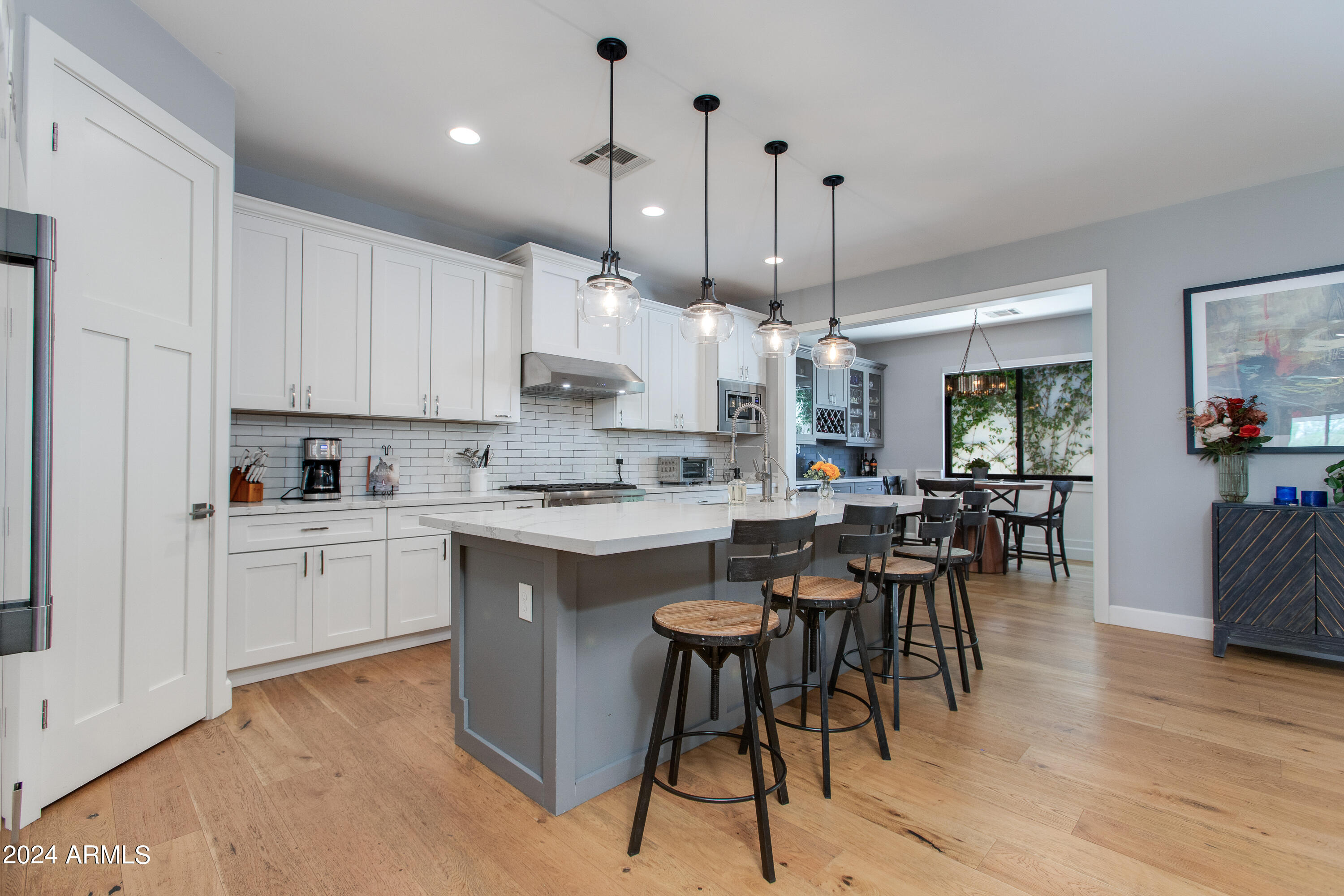 2950 N 50TH Place