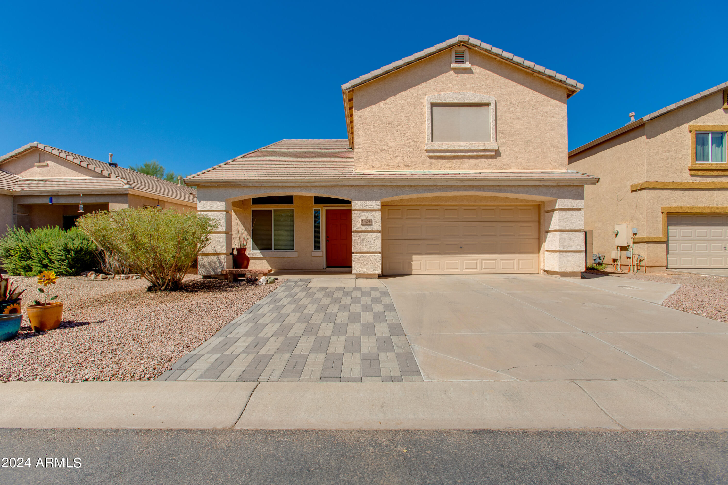 1404 S BALDWIN Loop
