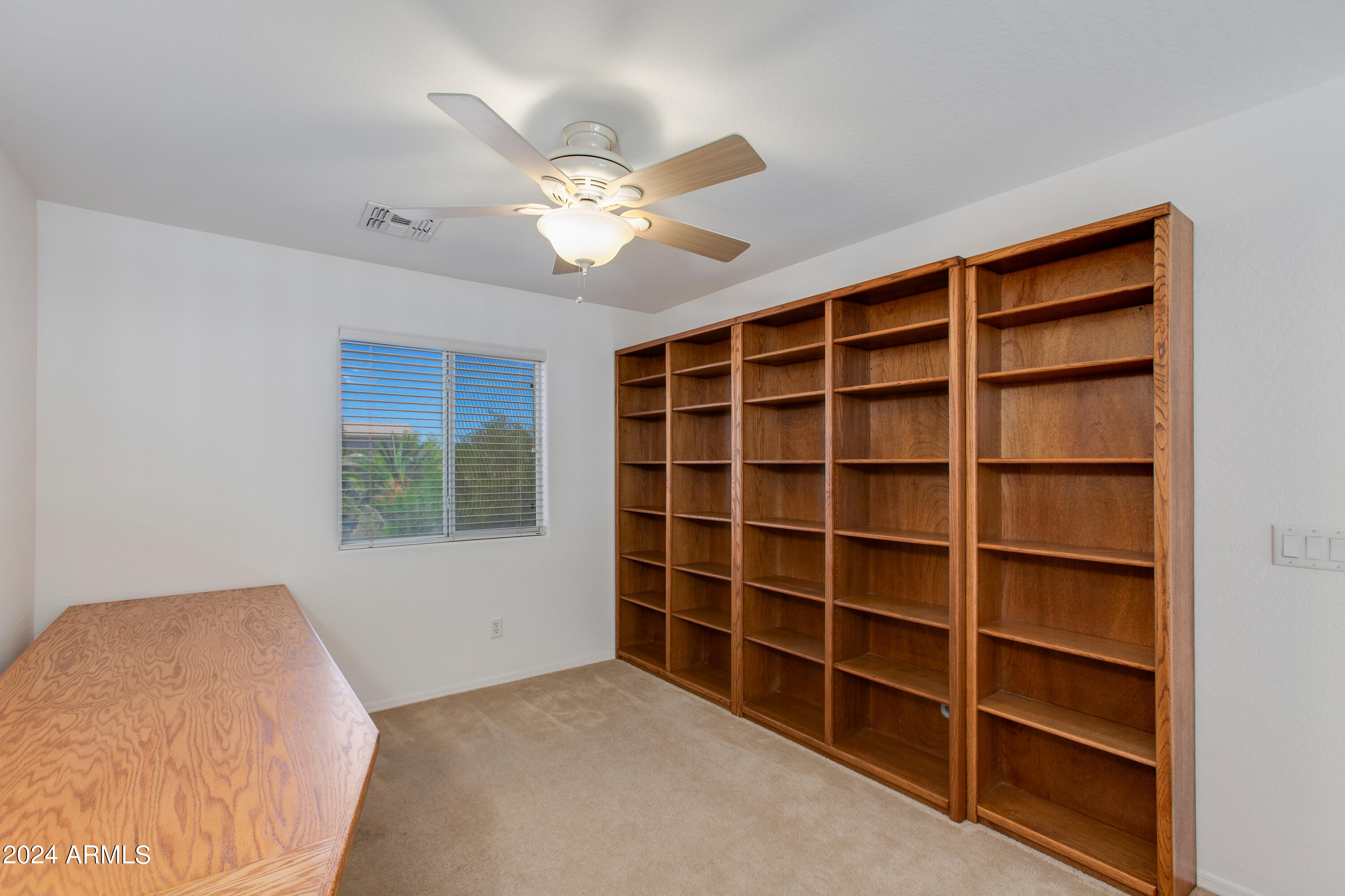 1404 S BALDWIN Loop