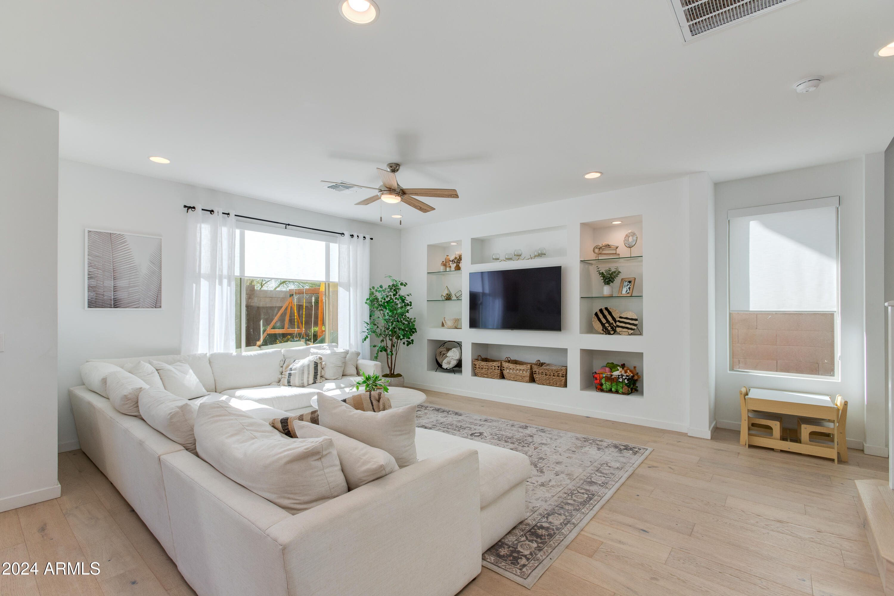 3553 E TINA Drive
