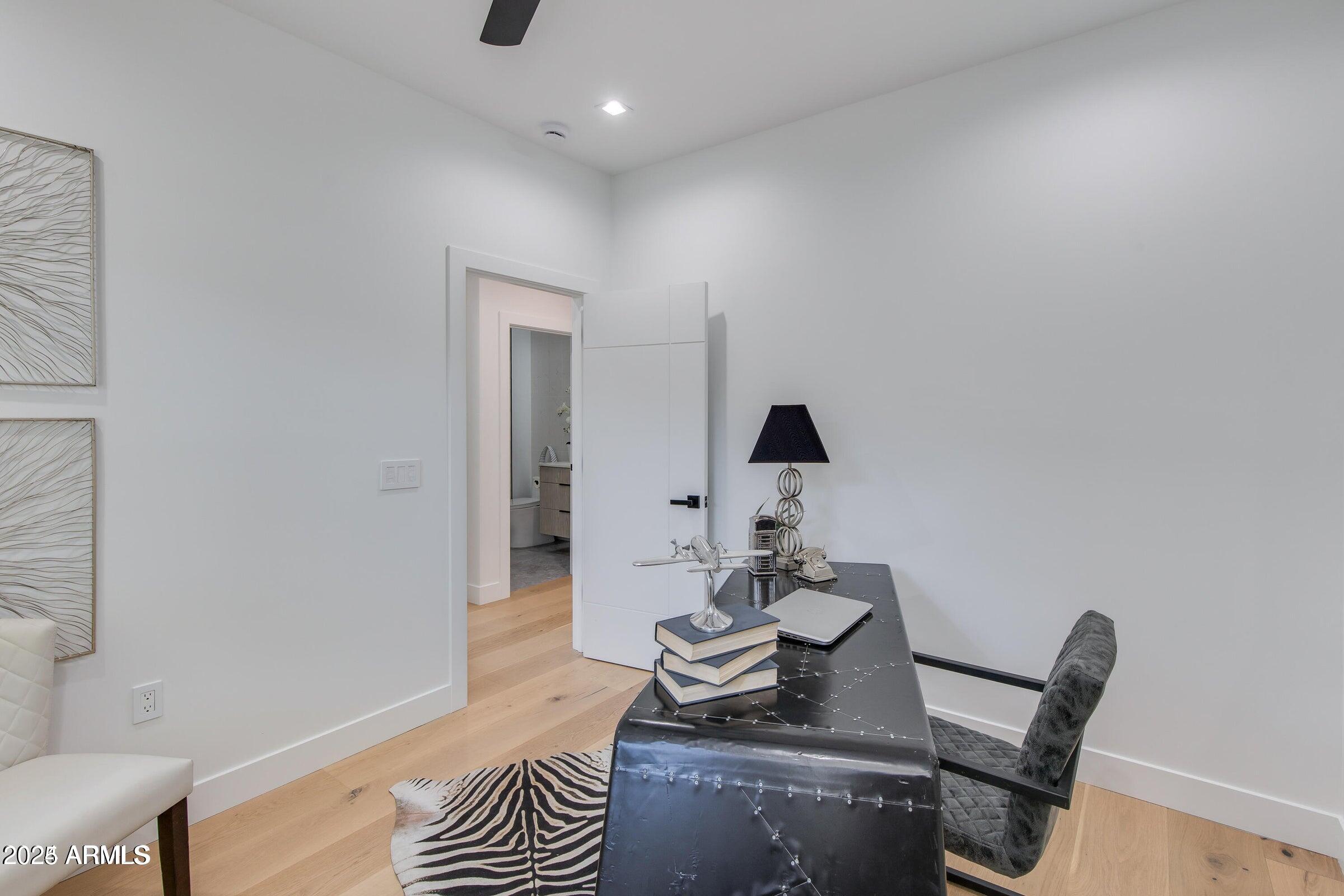 3446 N 47TH Street