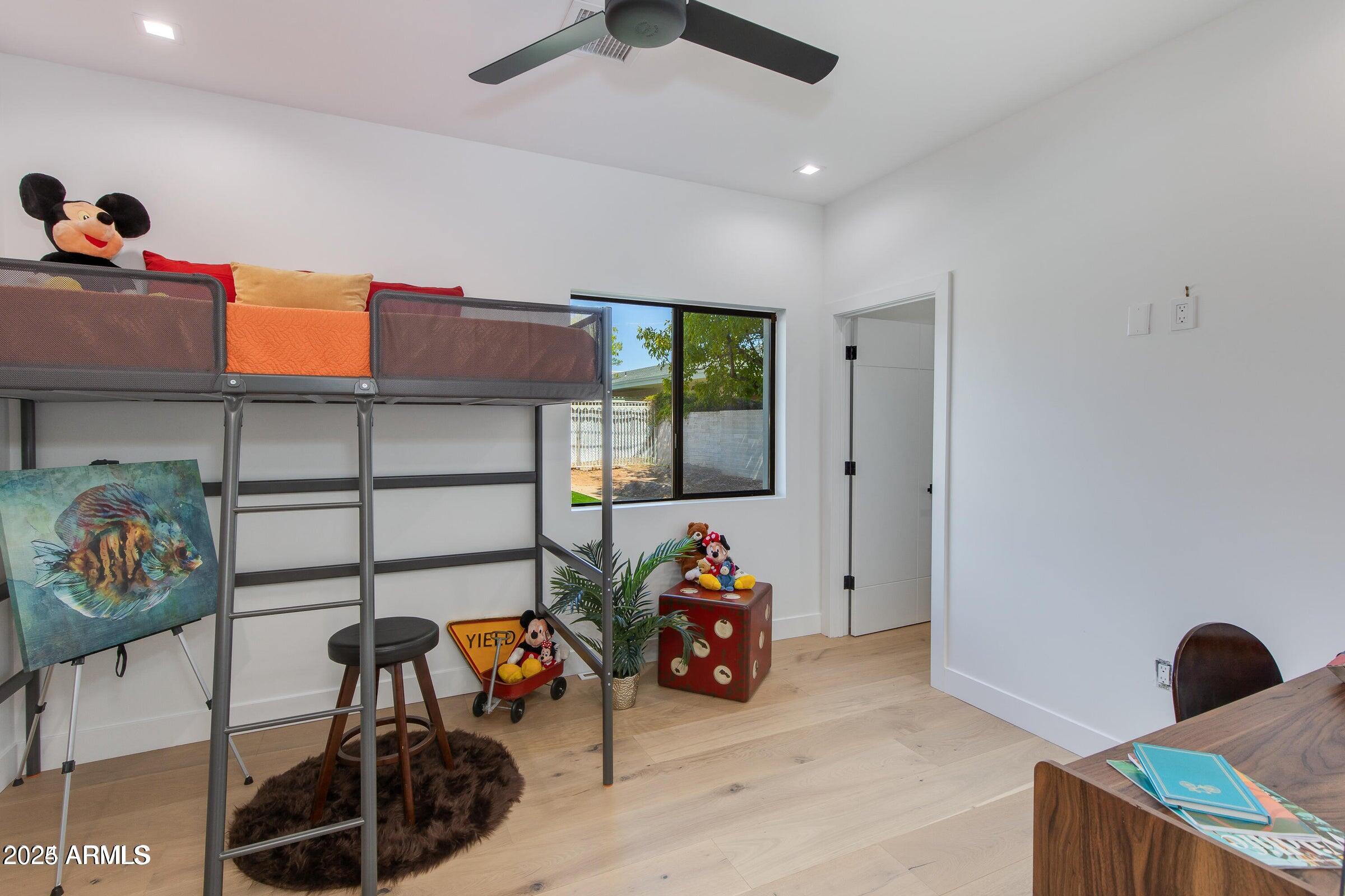 3446 N 47TH Street
