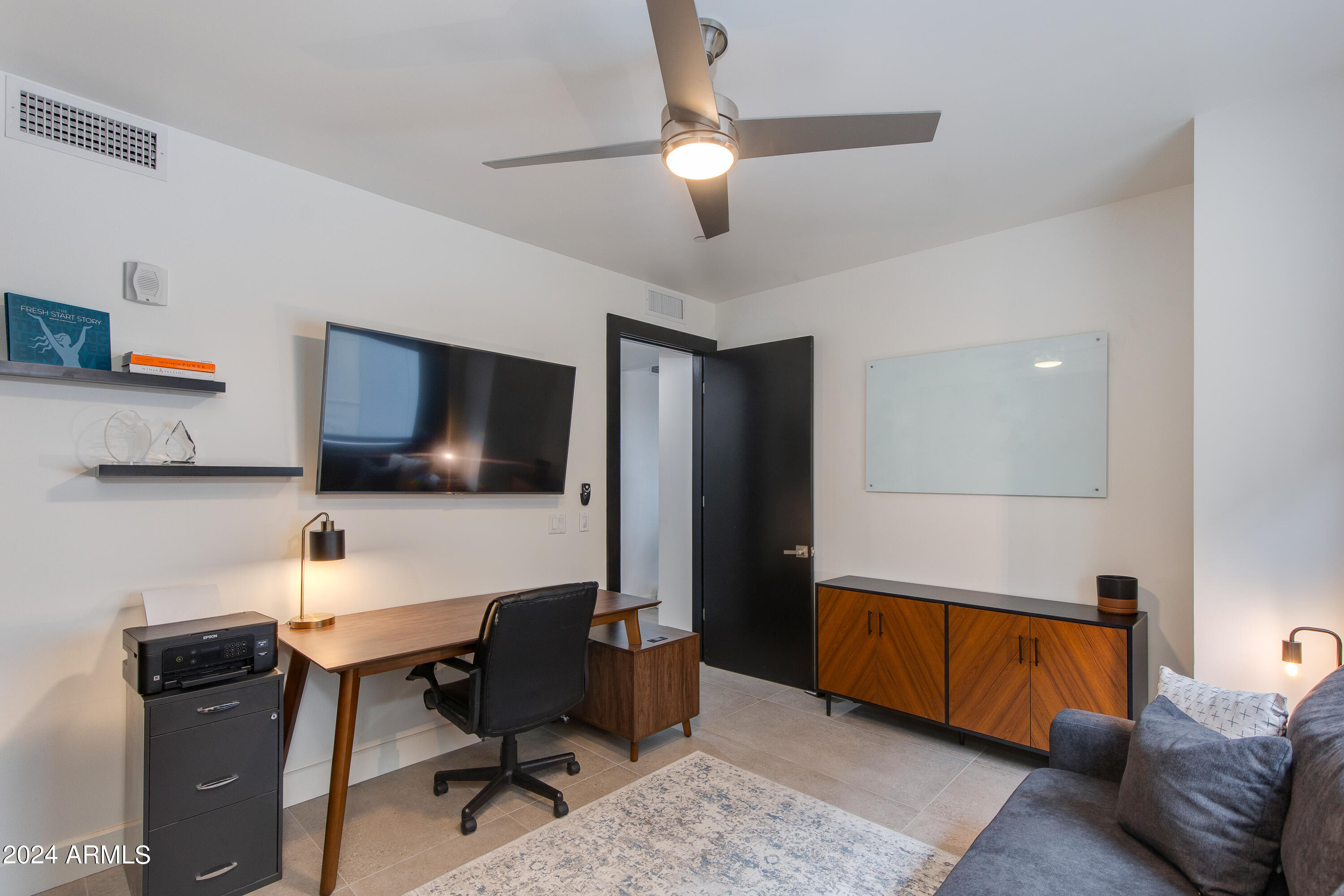 4422 N 75TH Street # 2008