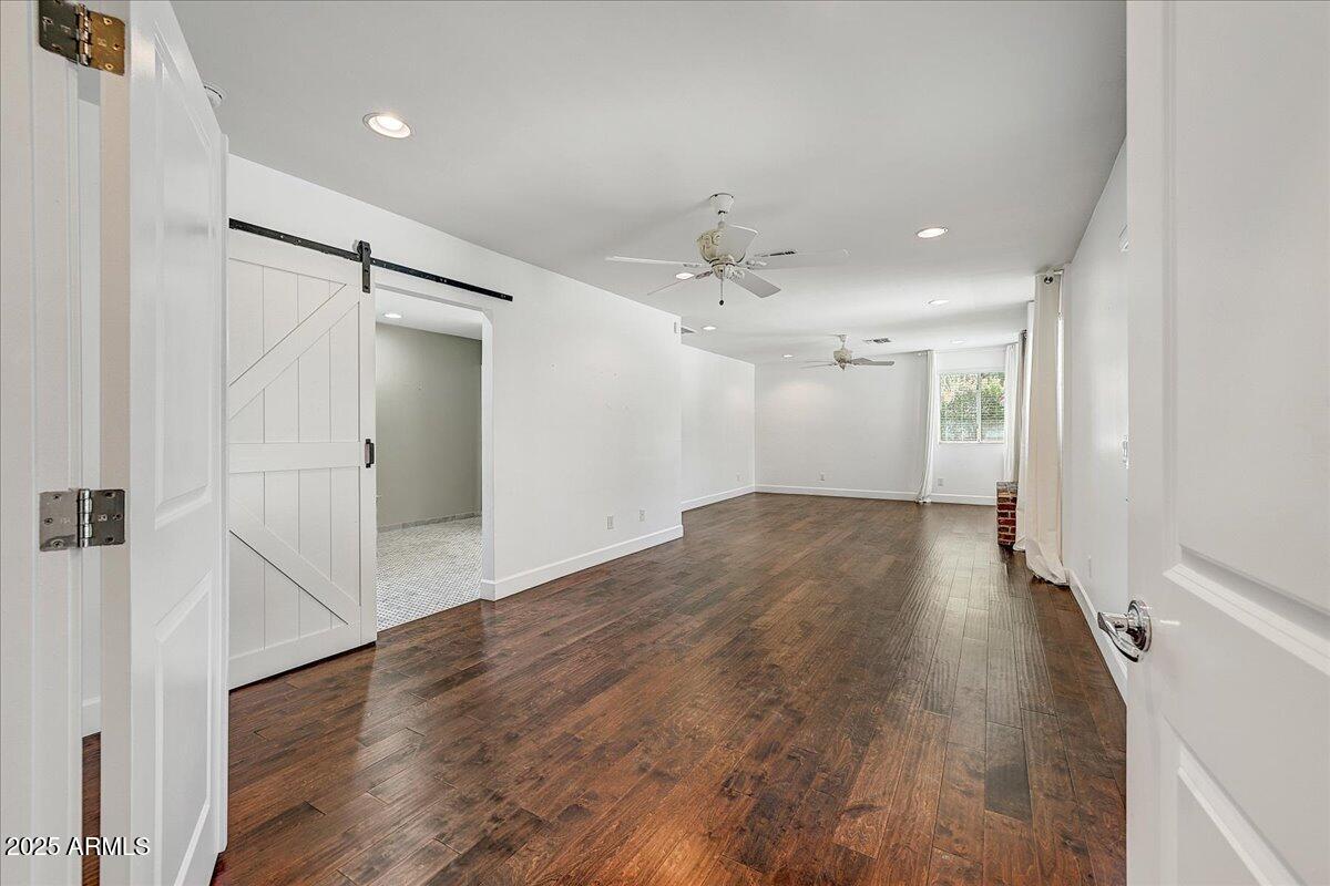4243 E AVALON Drive