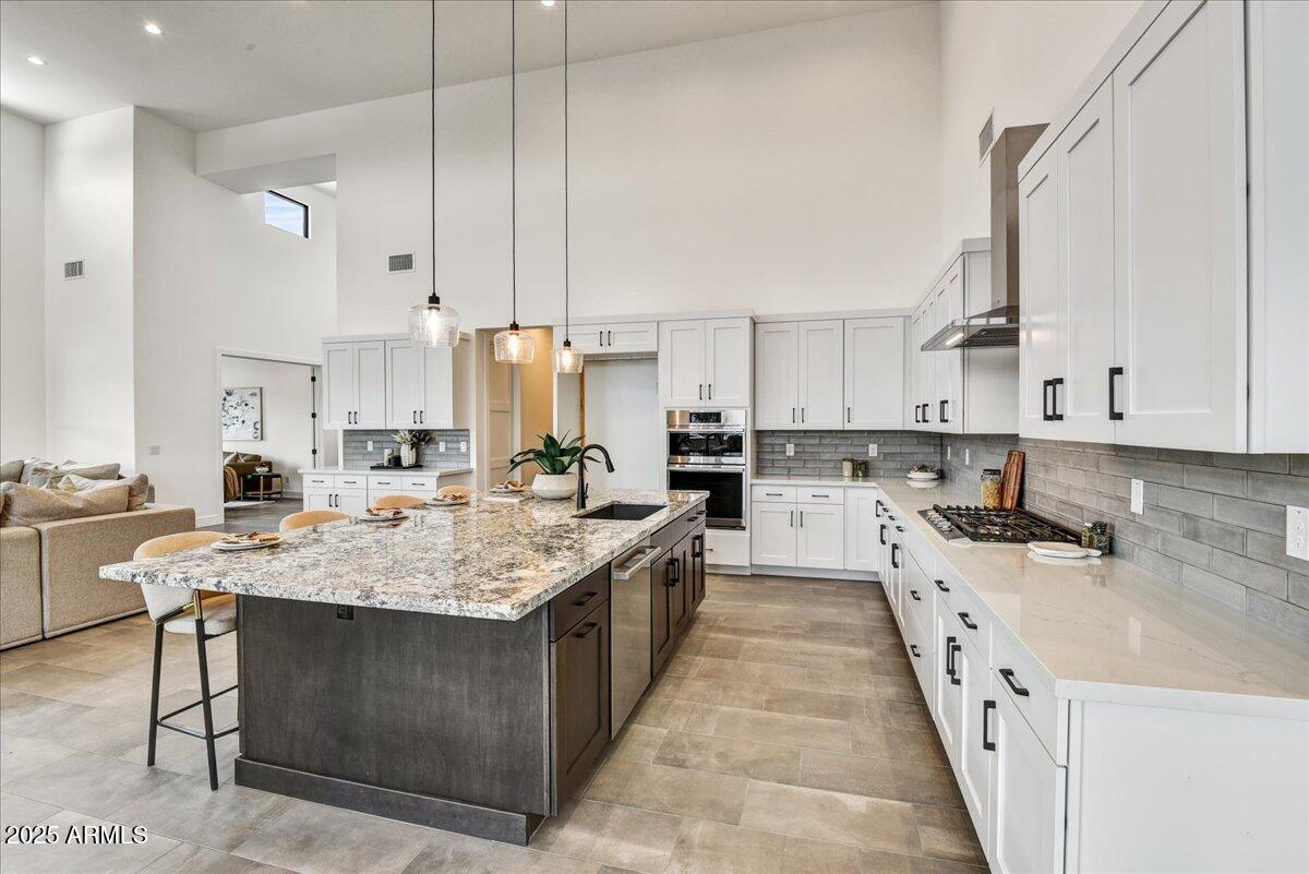 3329 W DESERT DAWN Drive