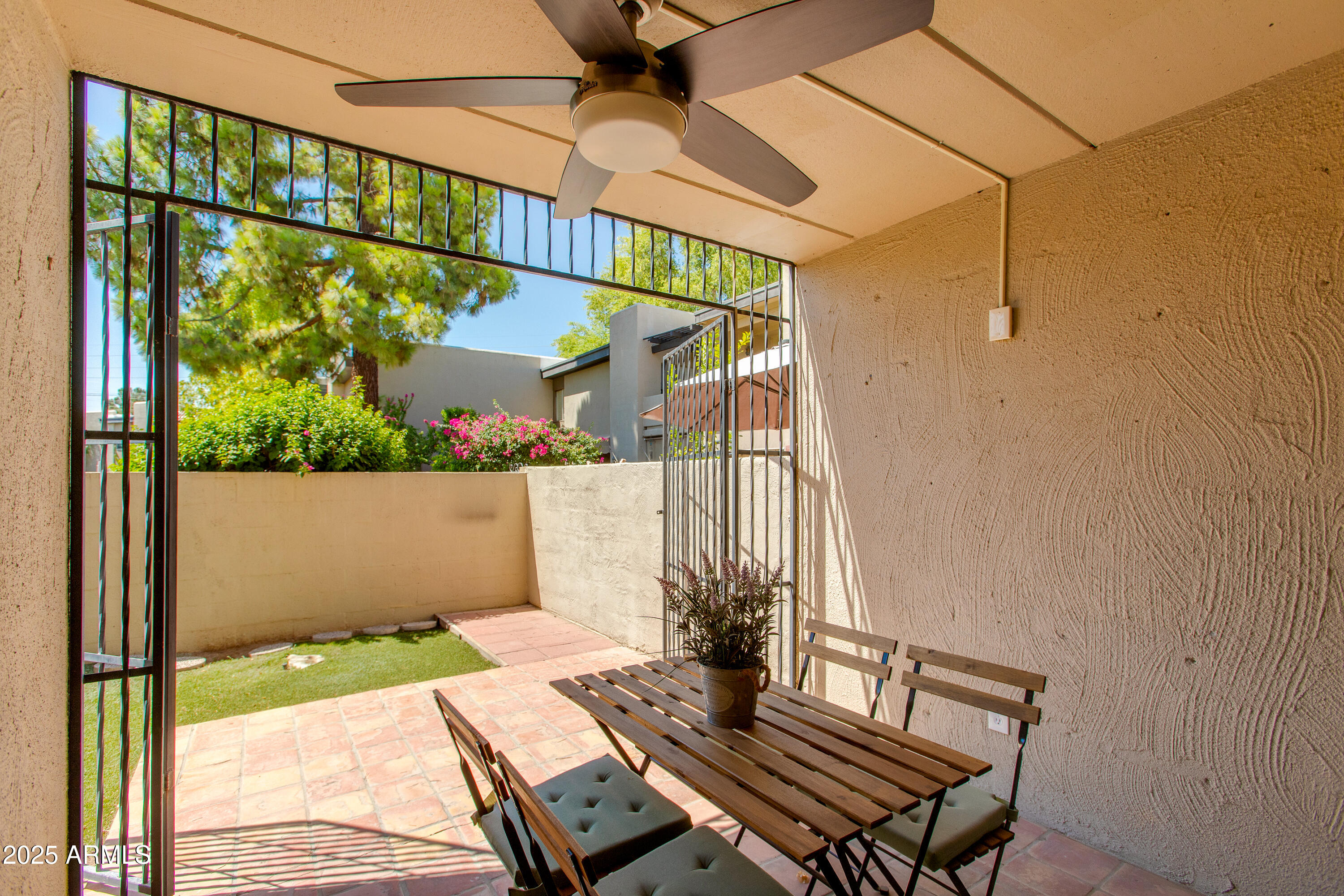 4201 E CAMELBACK Road, 41