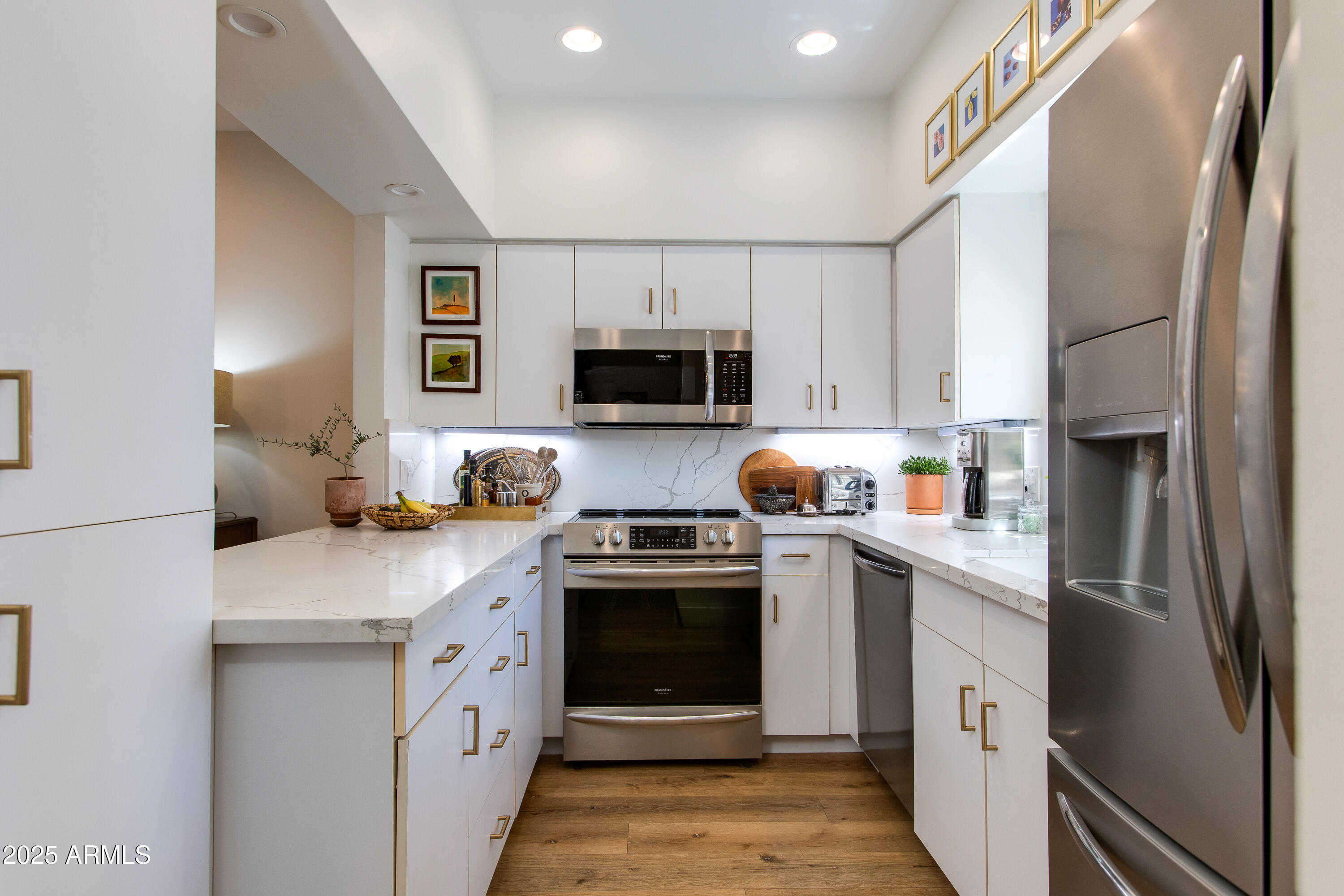 6202 N 30TH Place