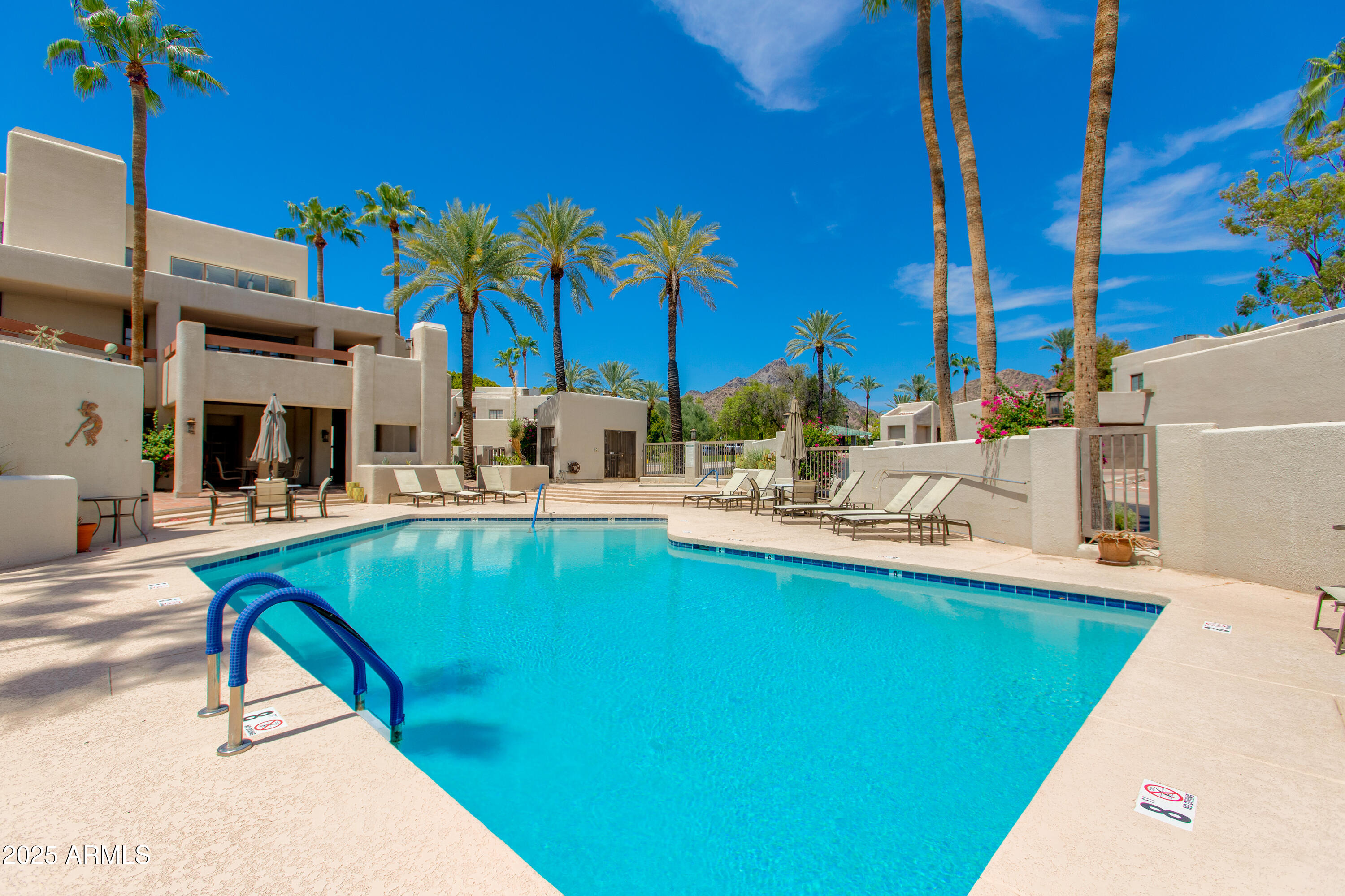 6202 N 30TH Place