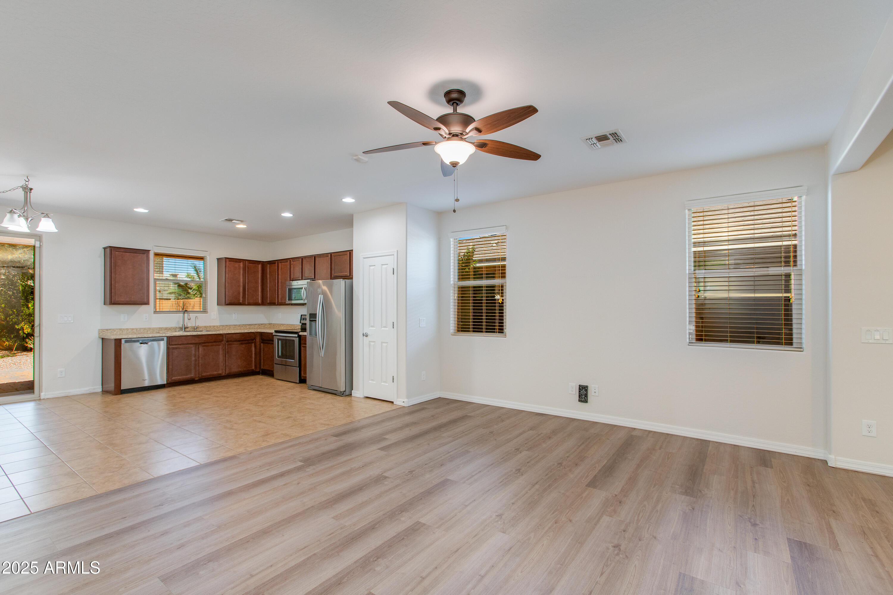41288 W RIO BRAVO Drive
