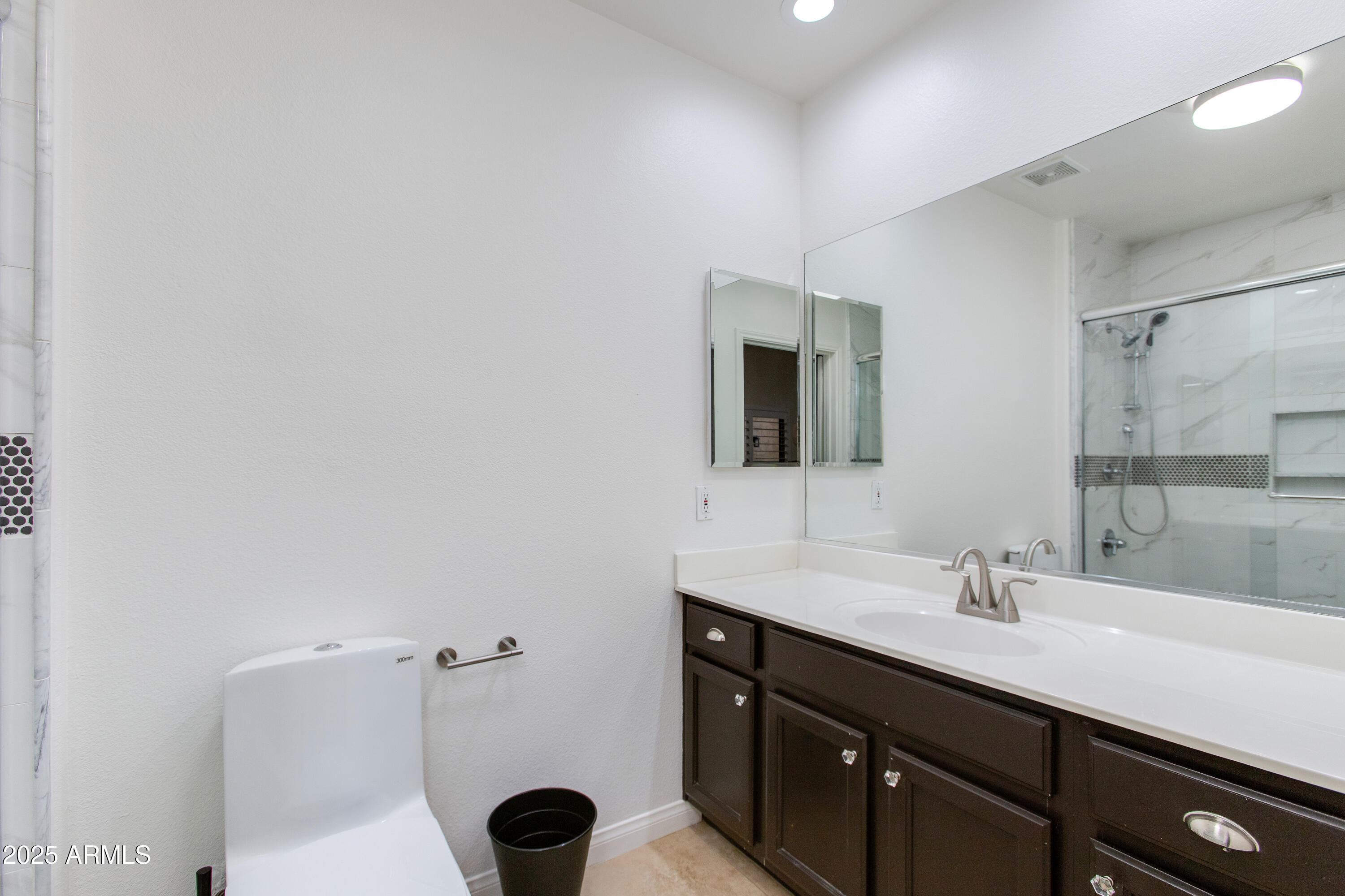 8245 E BELL Road, 102