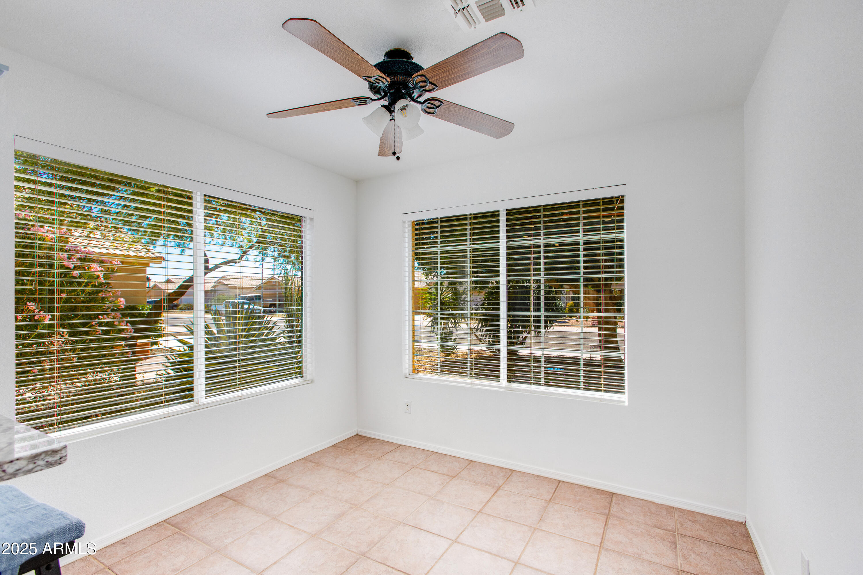 3612 W QUESTA Drive