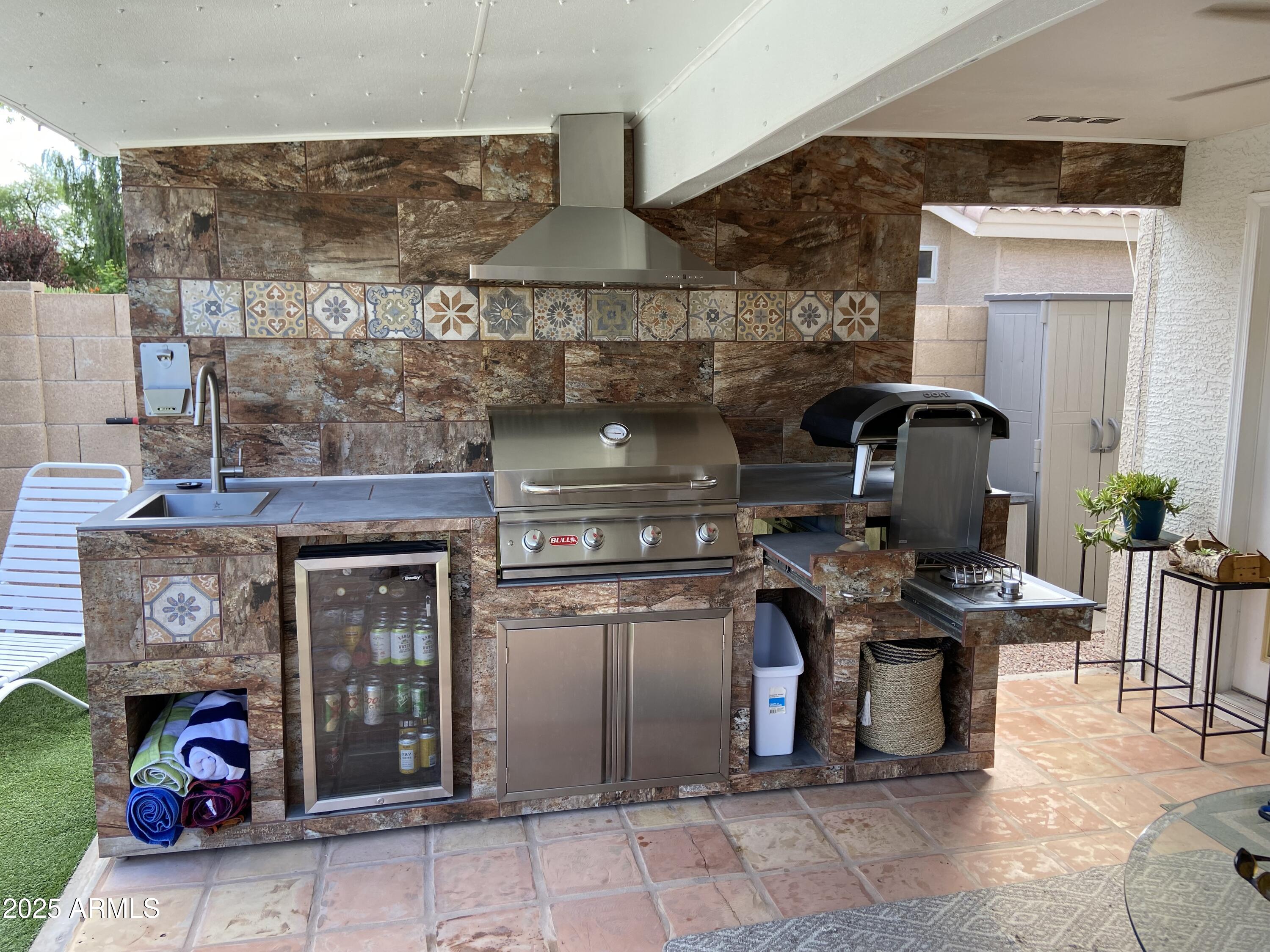 3612 W QUESTA Drive
