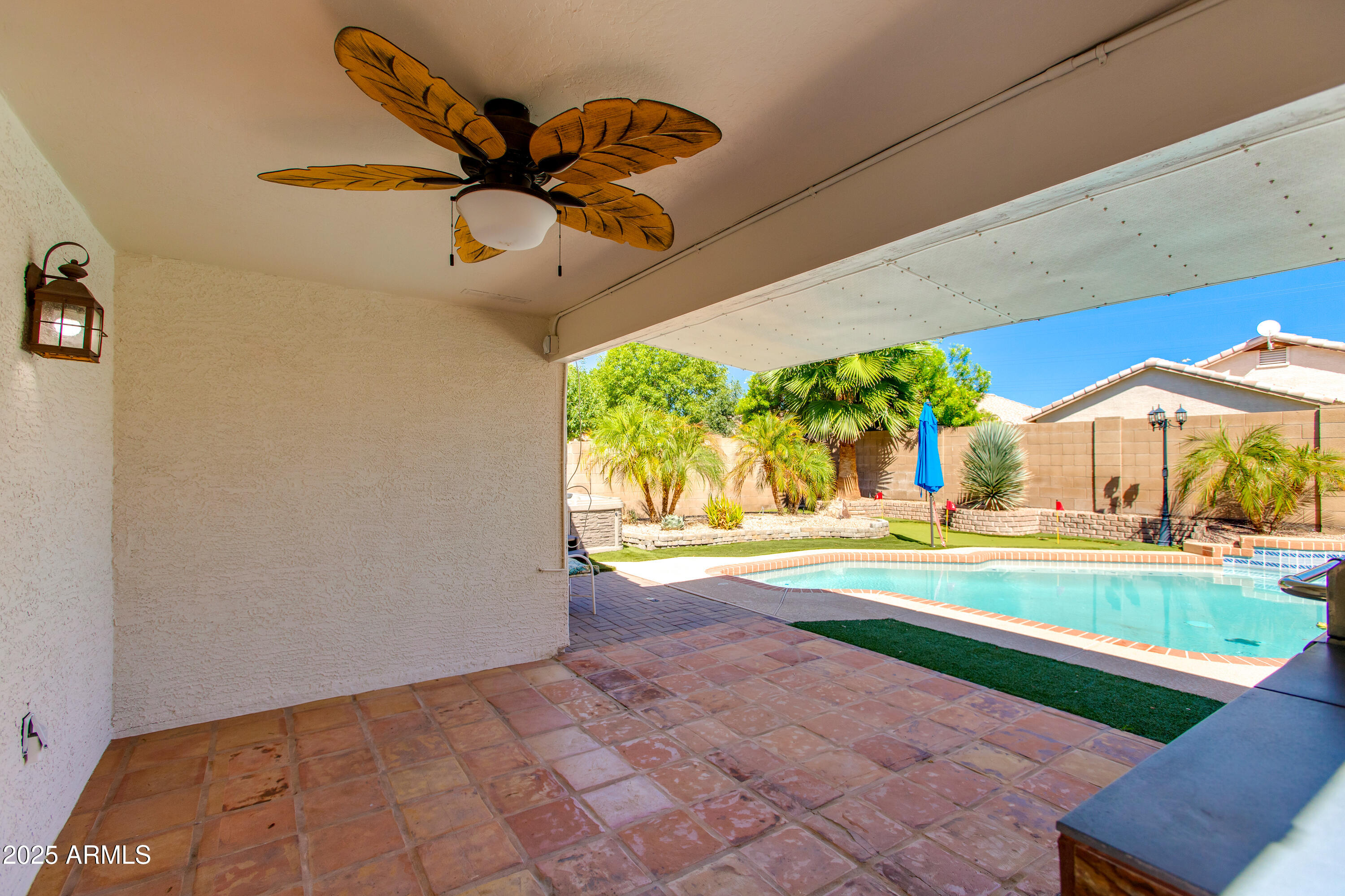 3612 W QUESTA Drive