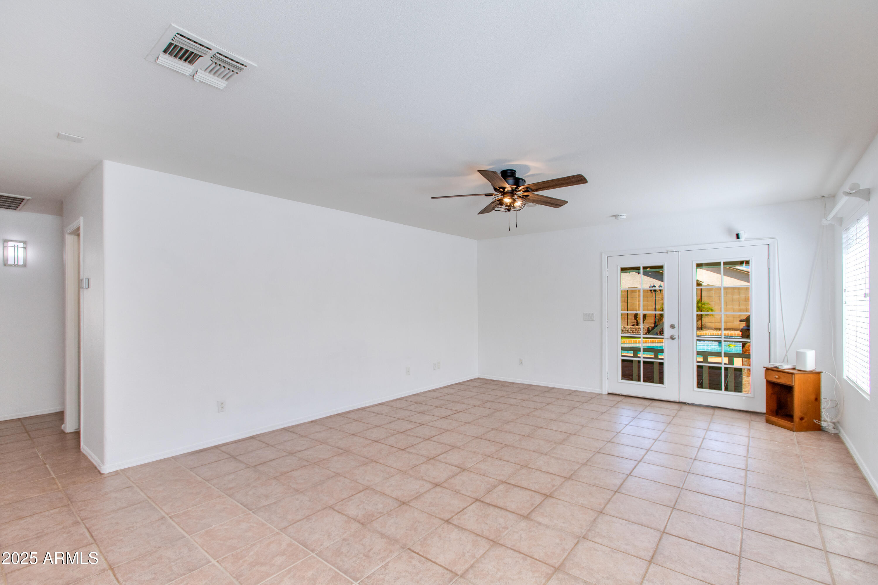 3612 W QUESTA Drive