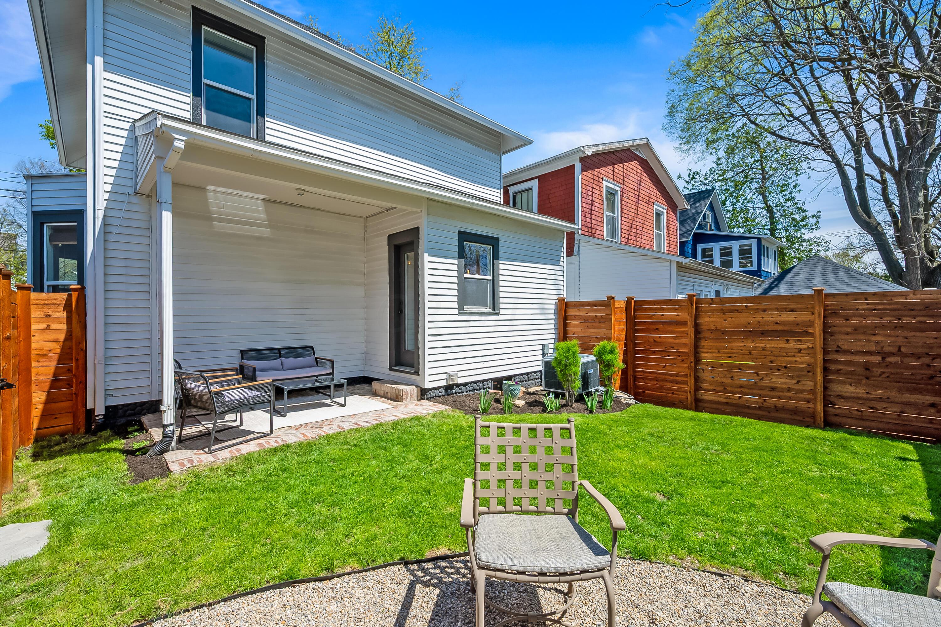 121 W Central Avenue