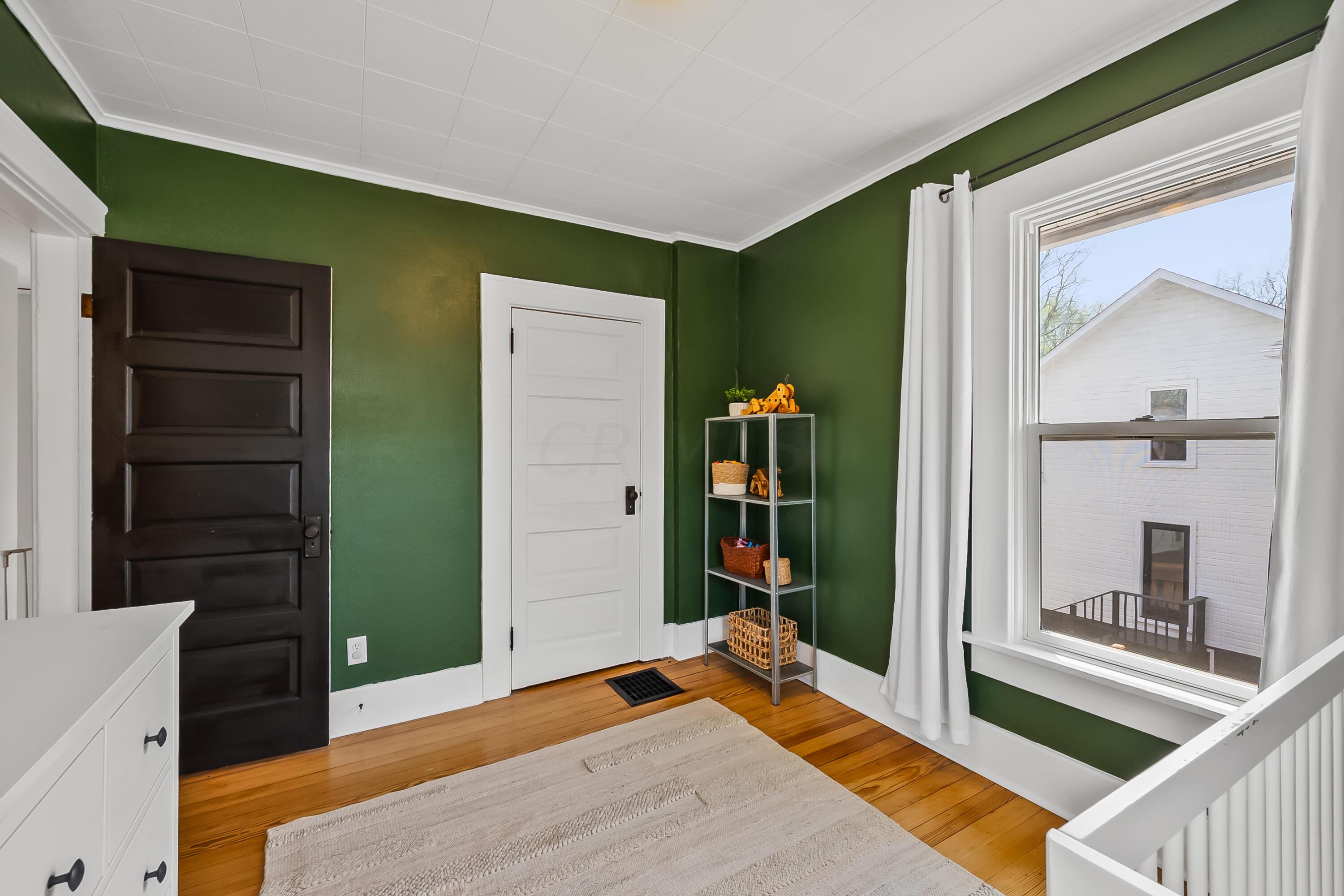 121 W Central Avenue