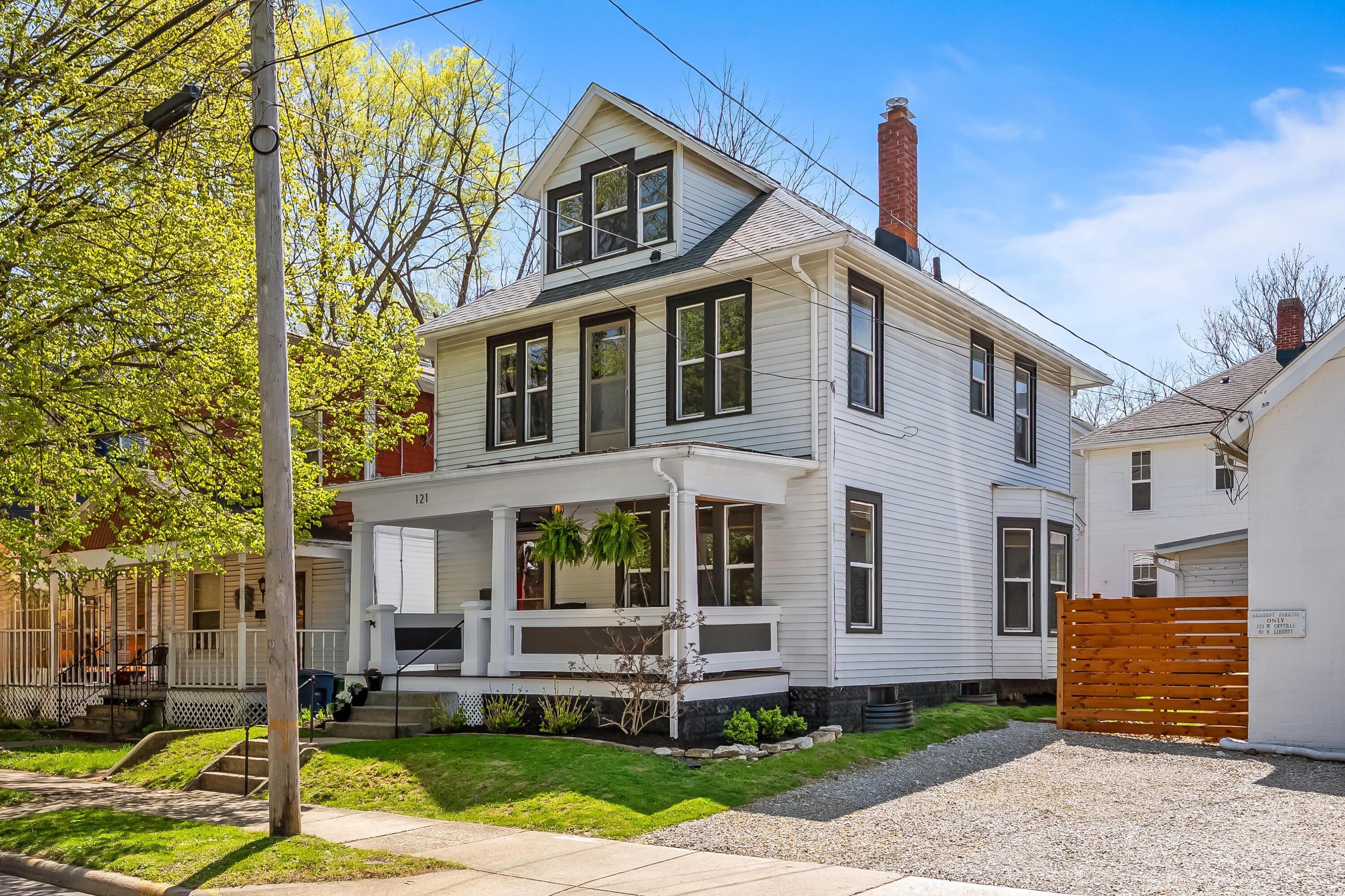 121 W Central Avenue