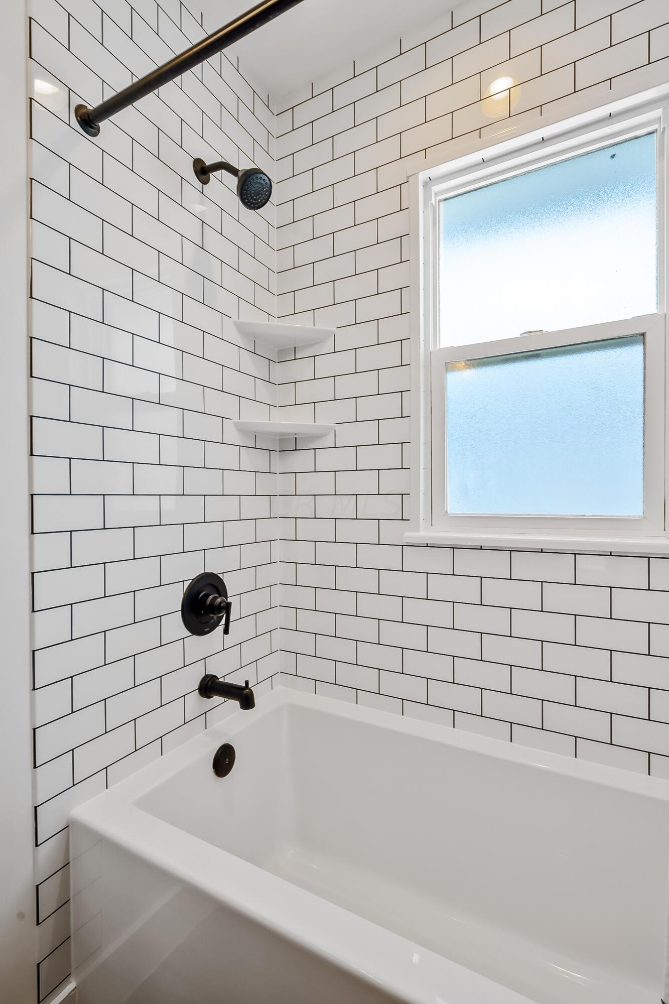 121 W Central Avenue