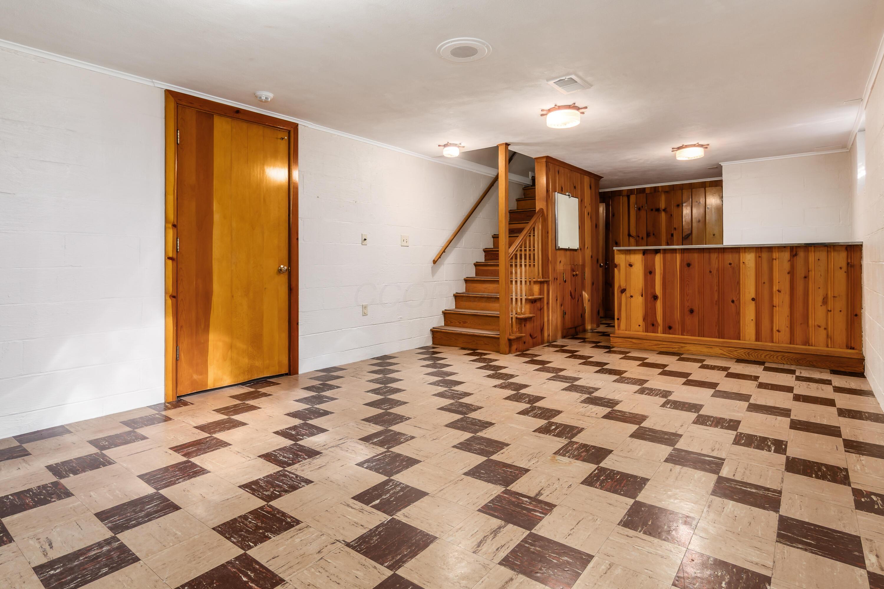 4711 Scenic Drive