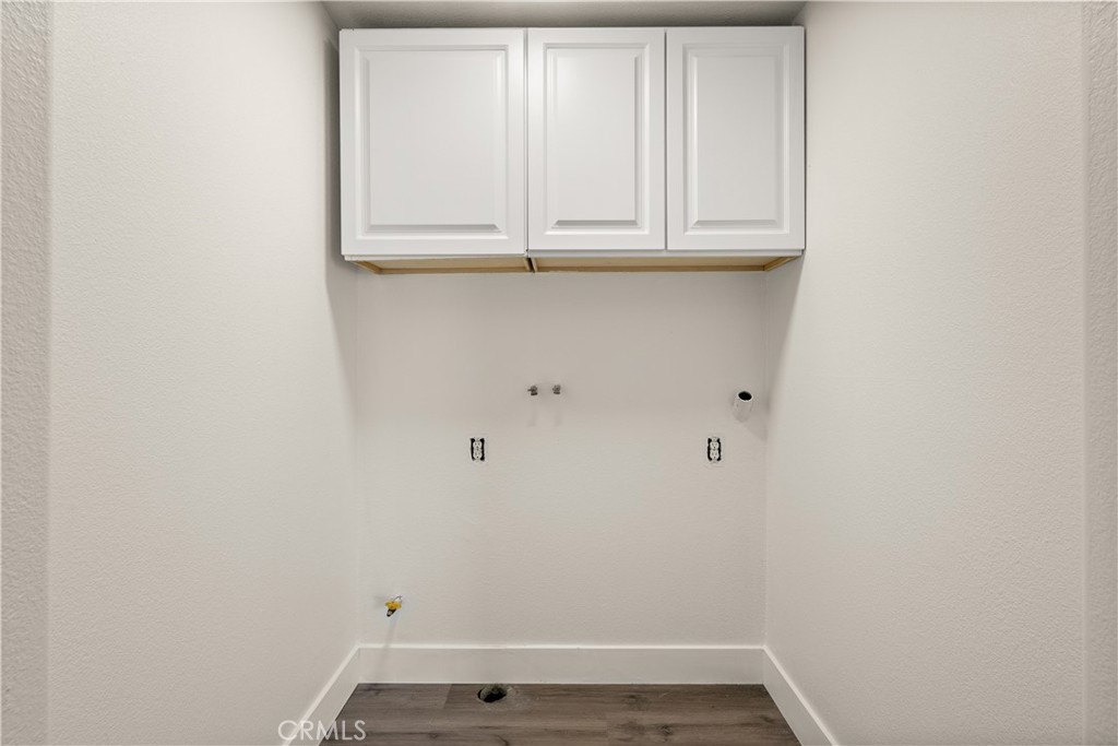 9110 Avalon Boulevard