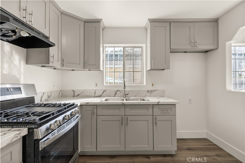 9110 Avalon Boulevard