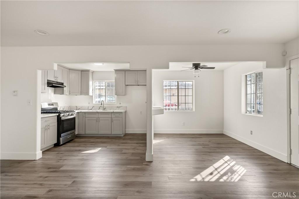 9110 Avalon Boulevard